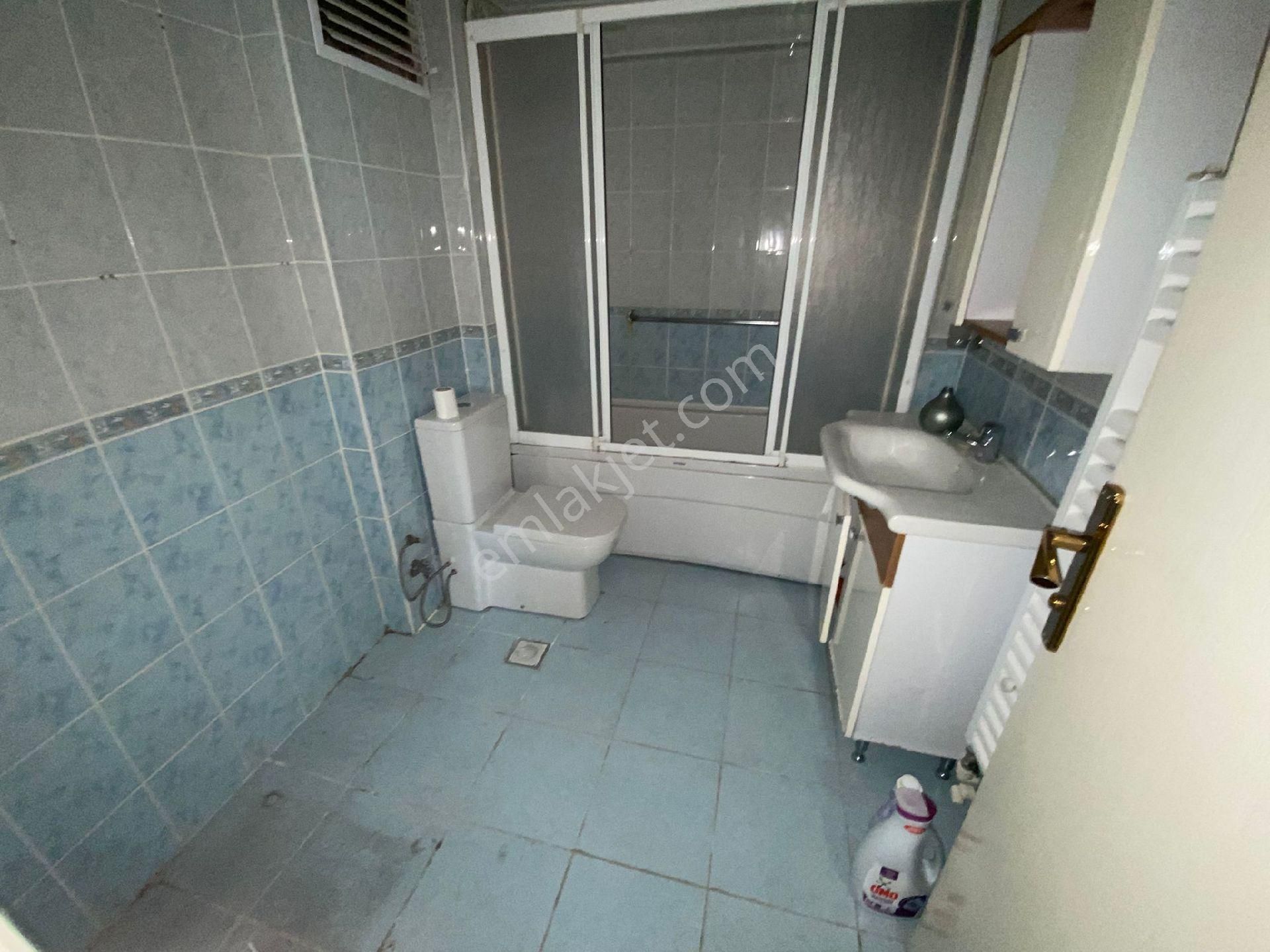 Atanora Vadiden Cadde Üzeri Balkonlu 3 Cepheli Geniş Metraj Boş 3+1 - Görsel 33