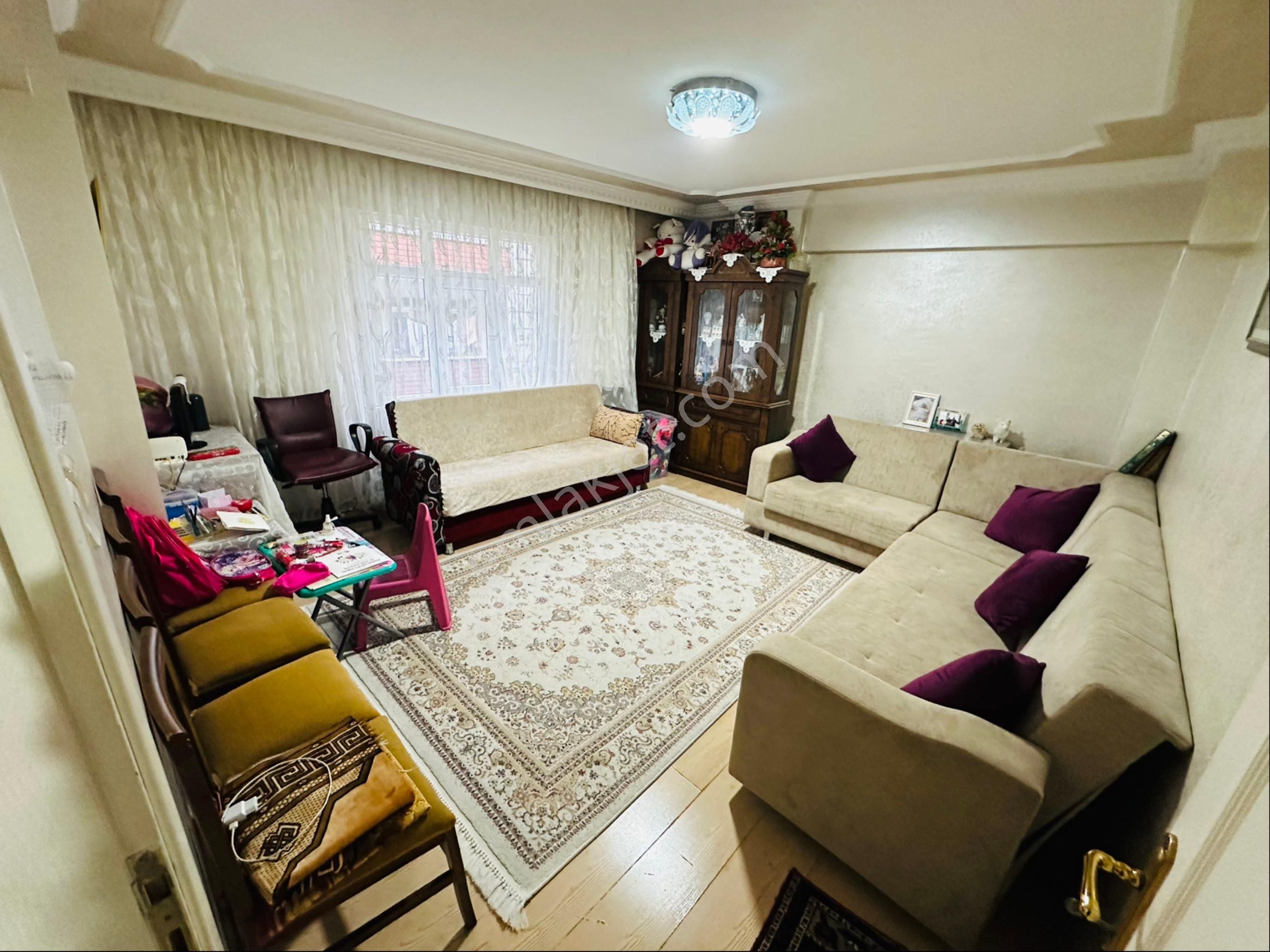 İsmetpaşa Mah’de Tramavya Yakın 2+1 110m2 Satılık 1.kat Daire