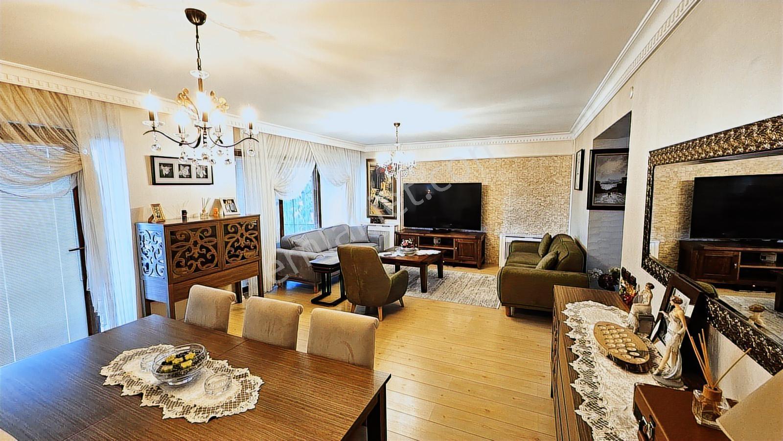 Panoramik Manzaralı Site İçi Satılık Villa - Görsel 13