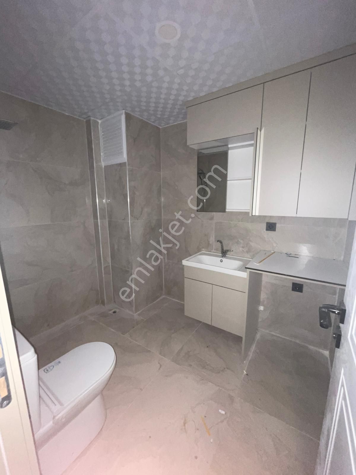 Afyon Üçok Emlaktan Mareşal De Satılık Sıfır 3+1 Arakat Asansörlü Lüx Fırsat Daire - Görsel 10