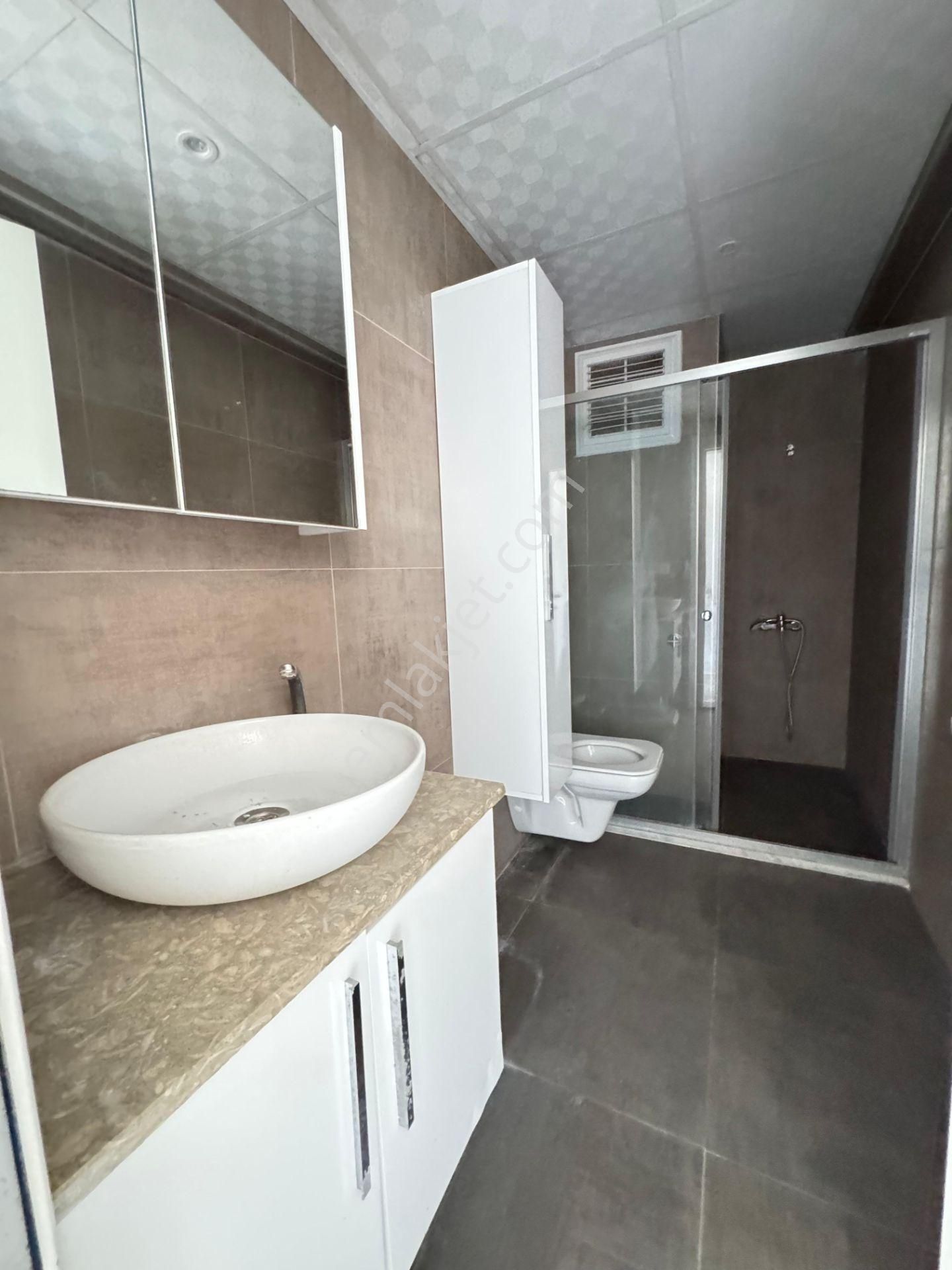 🏡muradiye Mahallesi🏡site İçi ✅2+1 85 M2 3 Katlının Zemin Katı - Görsel 6