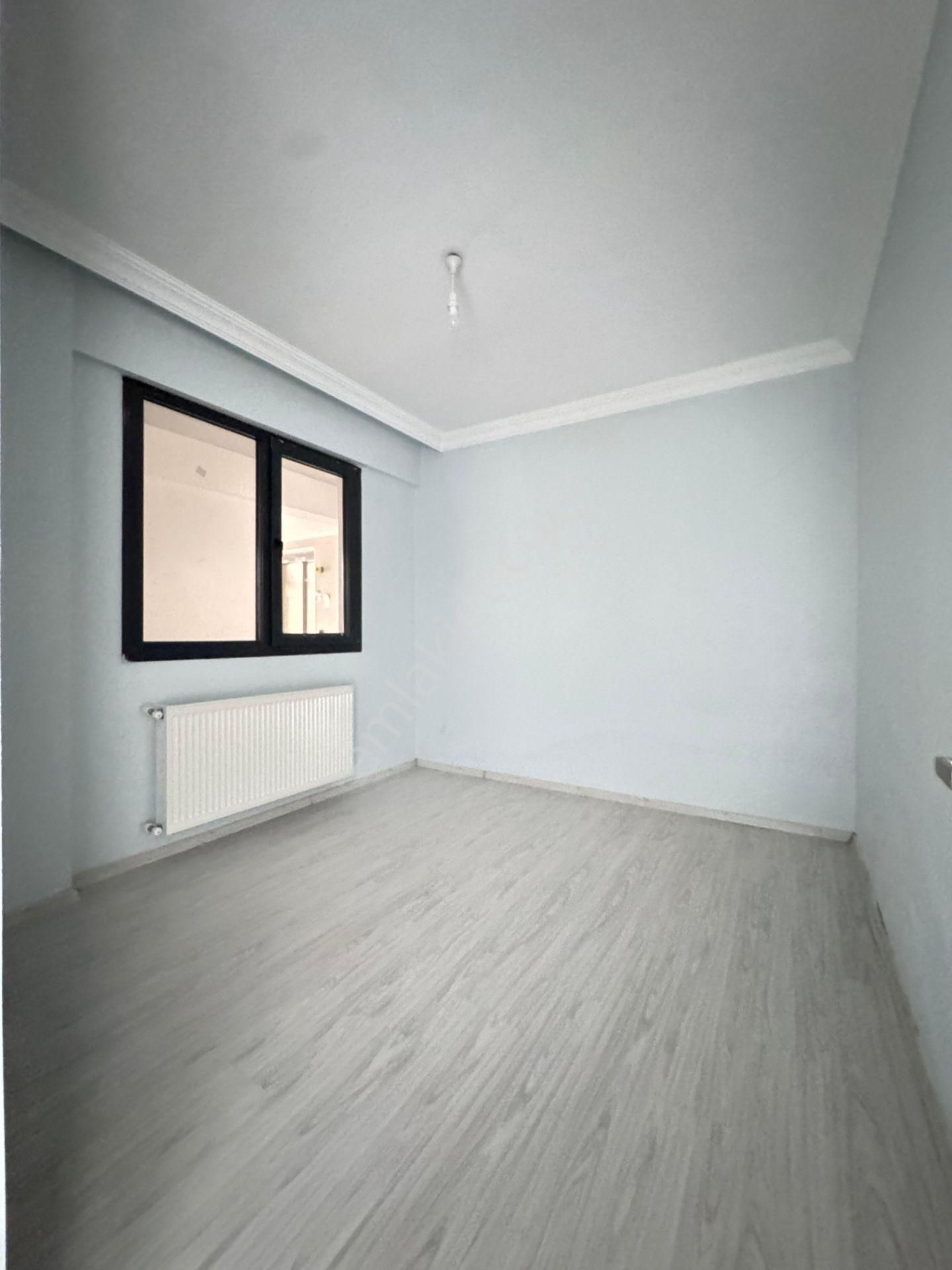 🏡muradiye Mahallesi🏡site İçi ✅2+1 85 M2 3 Katlının Zemin Katı - Görsel 3