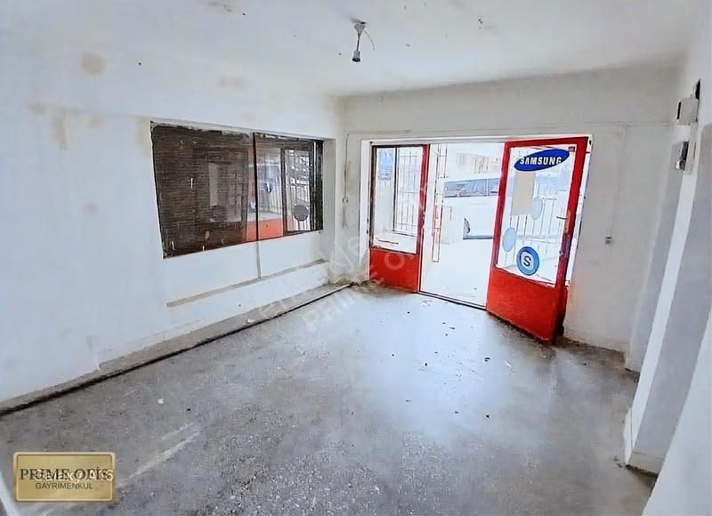 Ana Cadde Üzeri Her İşe Uygun Kiralık Dükkan - Görsel 2