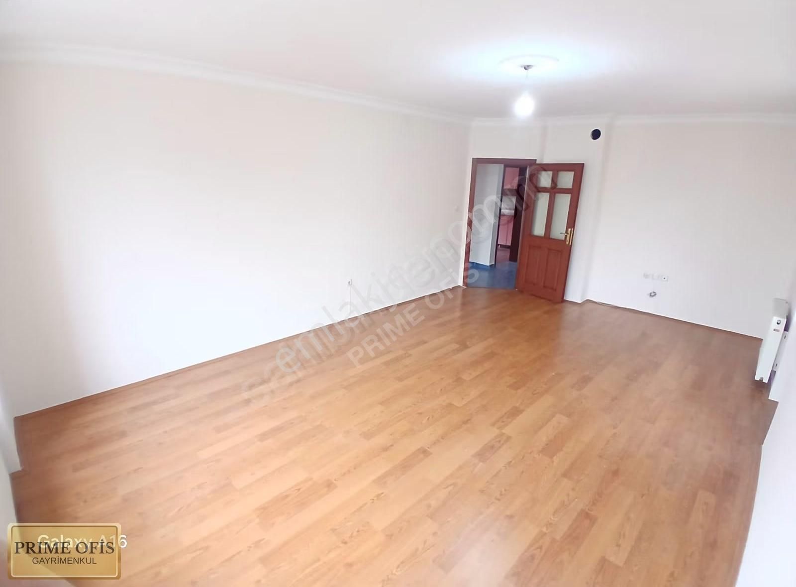 Şehit Kubilay'da Ara Kat Cadde Üzeri 3+1 Kiralık Daire - Görsel 4