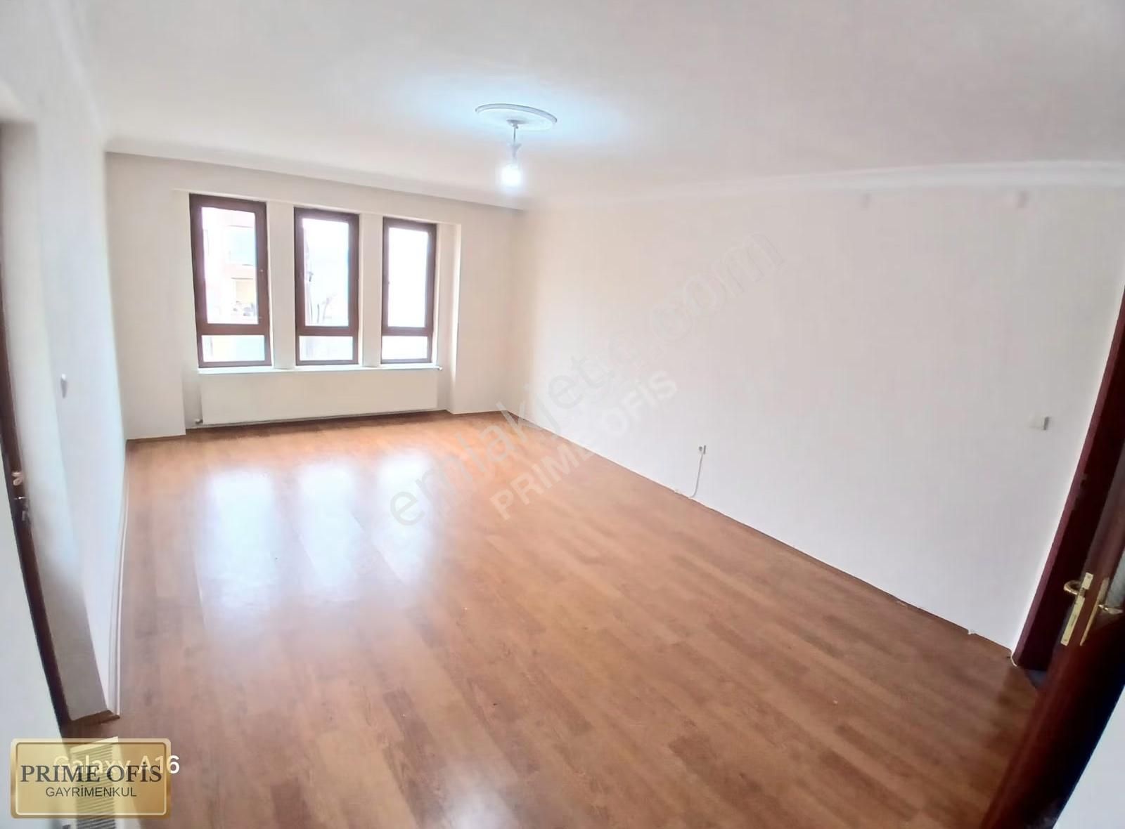 Şehit Kubilay'da Ara Kat Cadde Üzeri 3+1 Kiralık Daire - Görsel 13