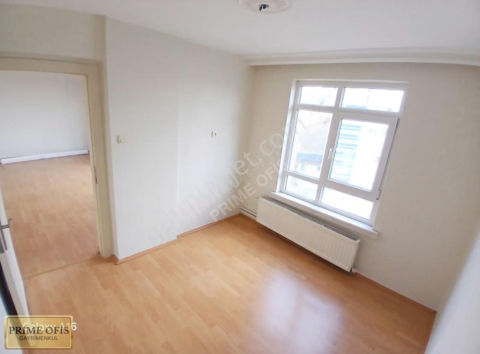 Gata'ya Yakın Park Manzaralı Çift Balkon 3+1 Kiralık Daire - Görsel 23