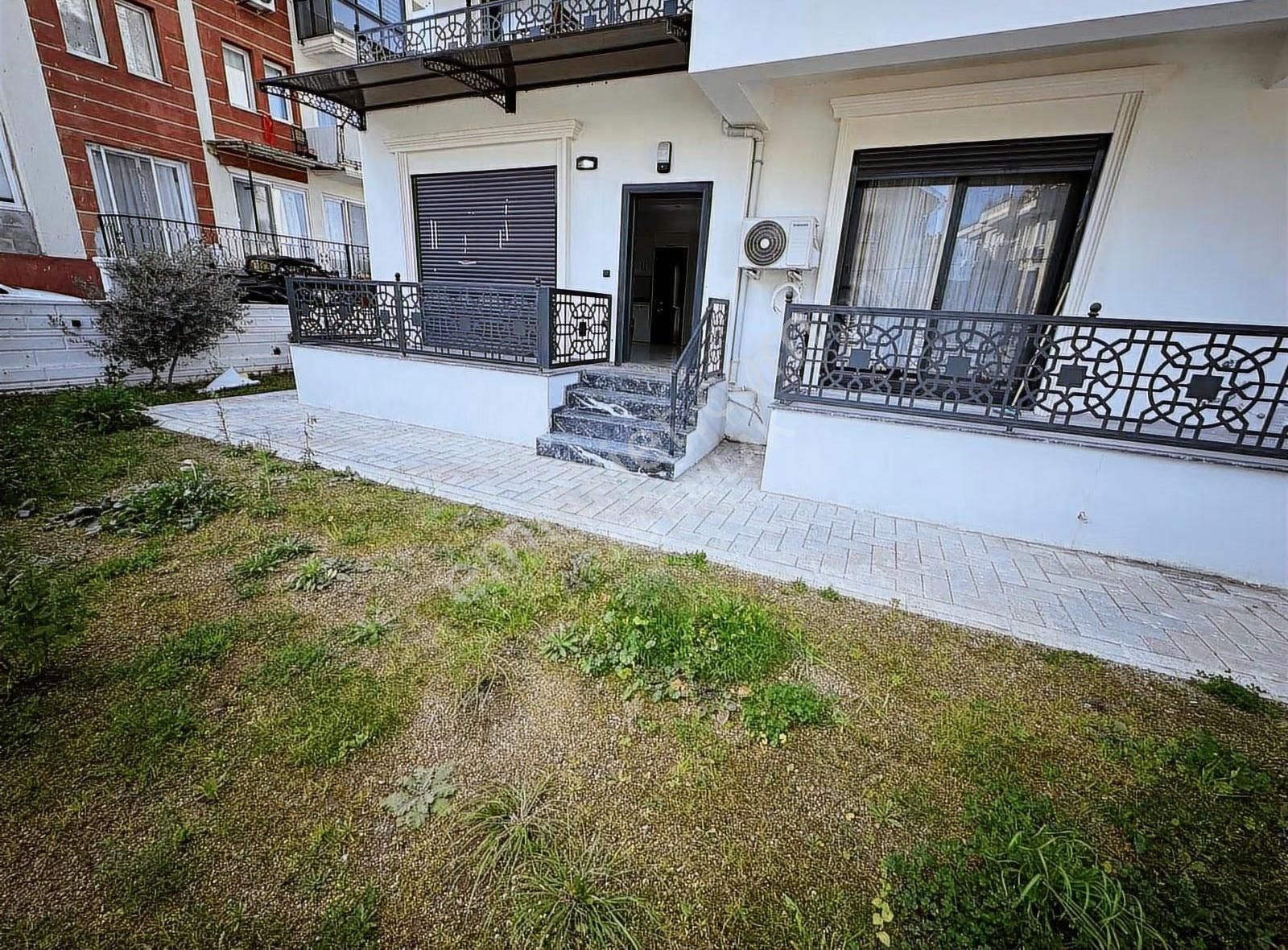 Tasyaka'da Mustakil Girisli Modern 1+1 Daire - Görsel 14