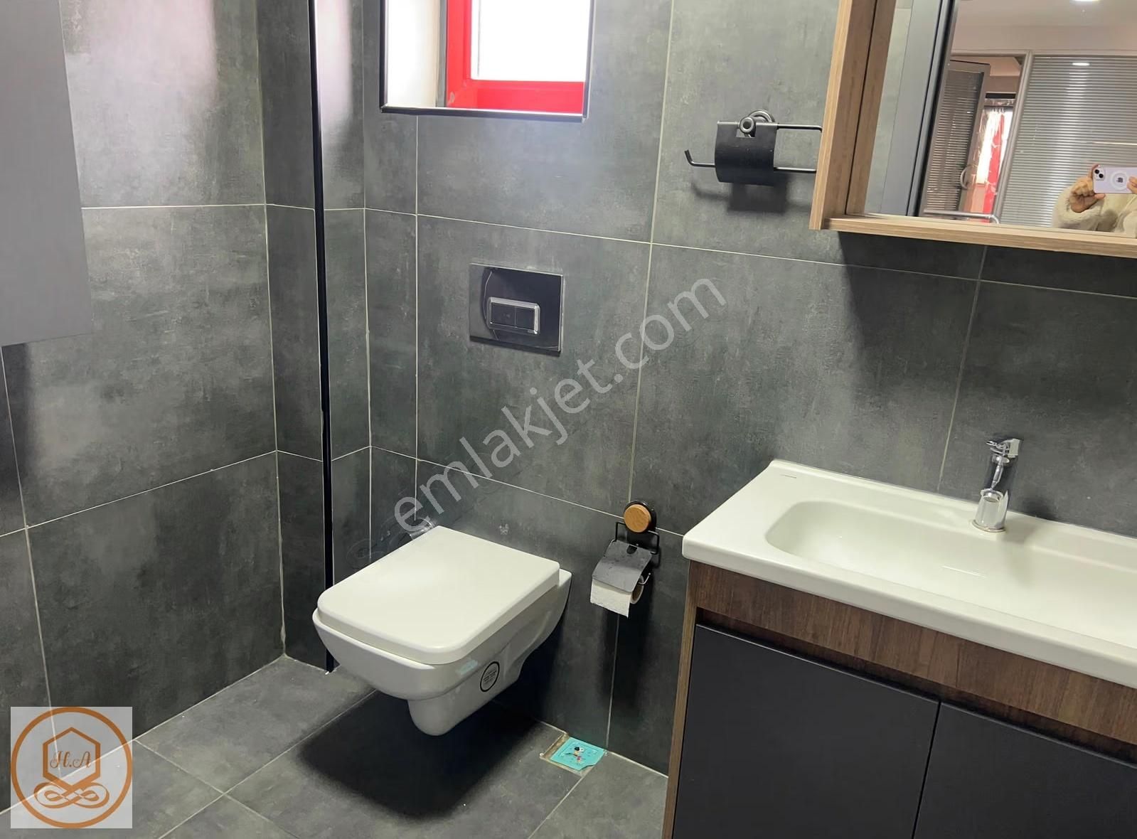 Tekstilkent Ticaret Merkezi'nde 160 M2 Ultra Lüks Ful Tadilatlı - Görsel 8