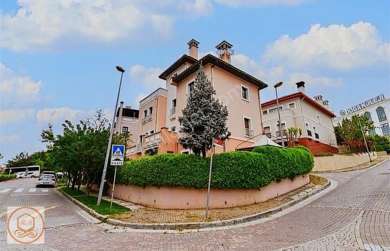 Bahçeşehir 1.kısımda Toros Villa; İş Yerine Ve Yaşamaya Uygun - Görsel 4