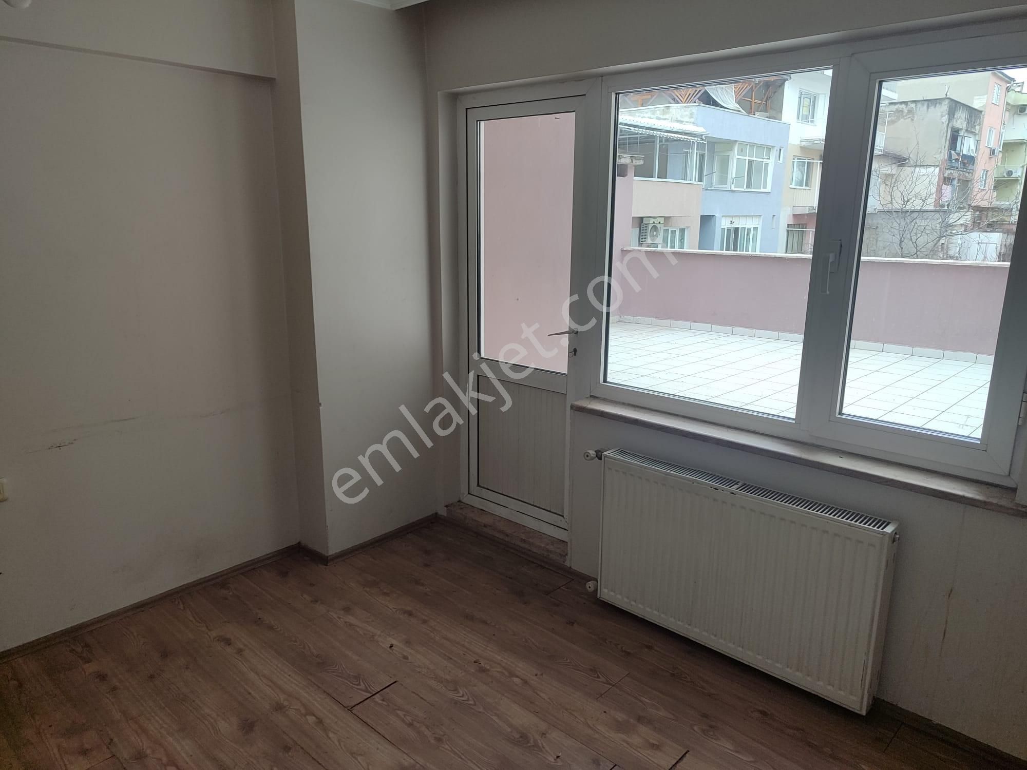 Gazcılar Sakarya Mahallesinde 125m2 Geniş 3+1 Teraslı Daire - Görsel 30