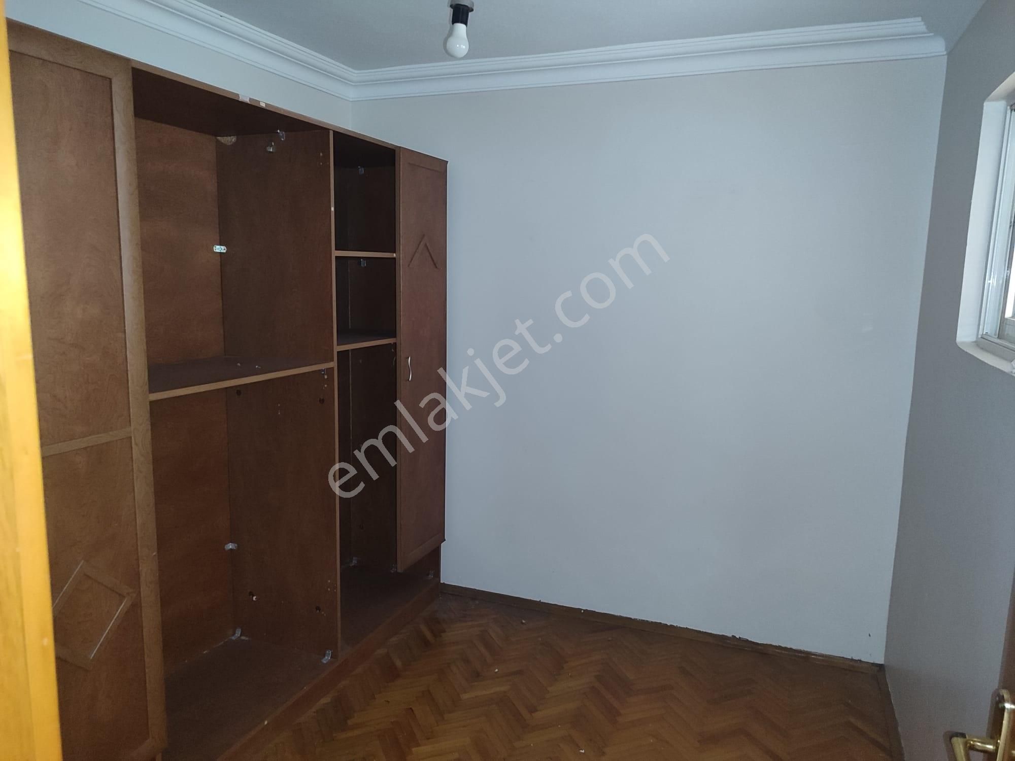 Gazcılar Sakarya Mahallesinde 125m2 Geniş 3+1 Teraslı Daire - Görsel 4