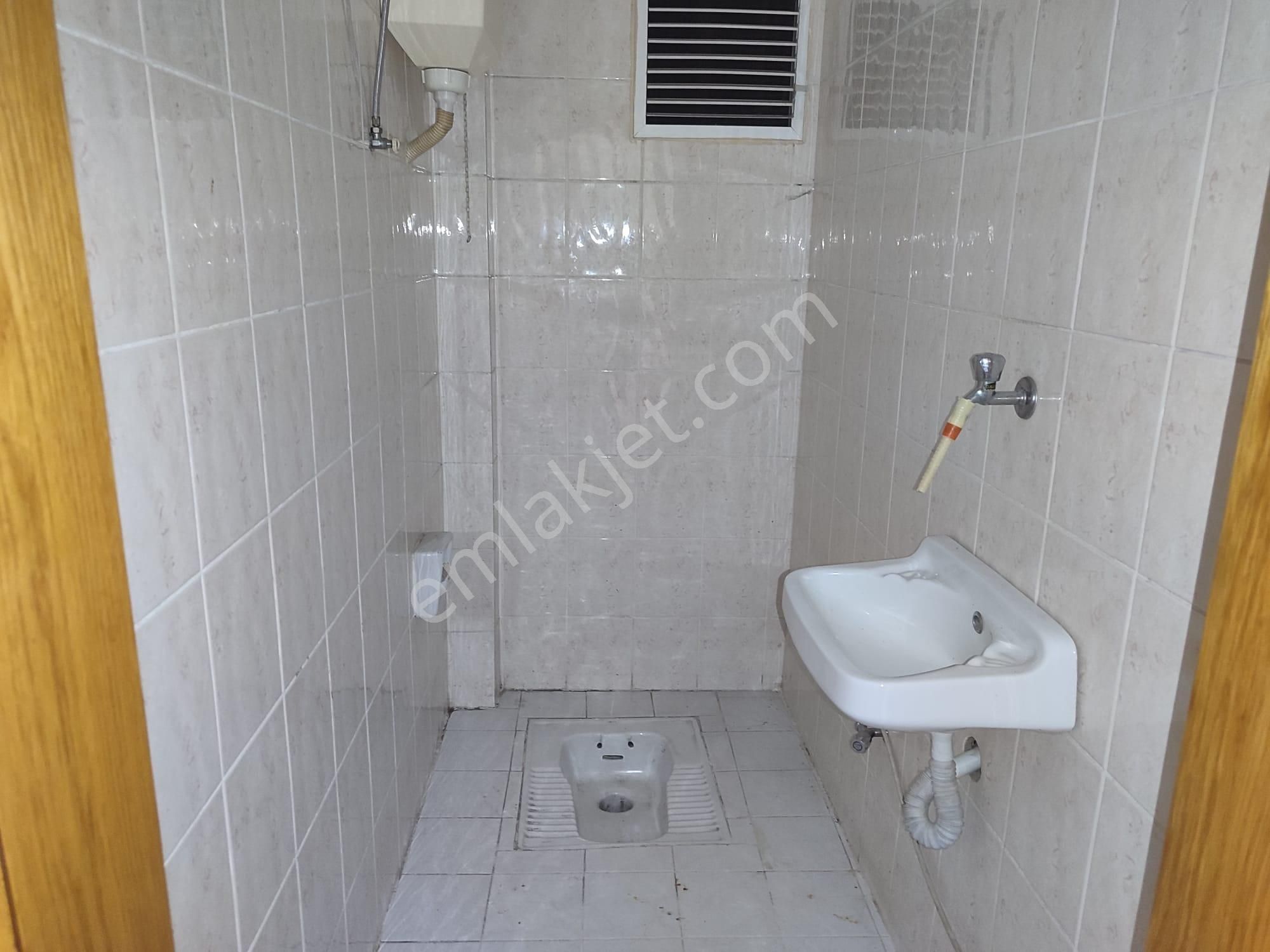 Gazcılar Sakarya Mahallesinde 125m2 Geniş 3+1 Teraslı Daire - Görsel 31