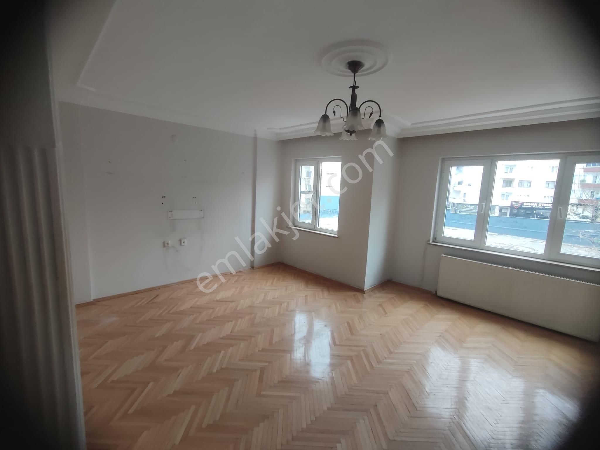 Gazcılar Sakarya Mahallesinde 125m2 Geniş 3+1 Teraslı Daire - Görsel 25