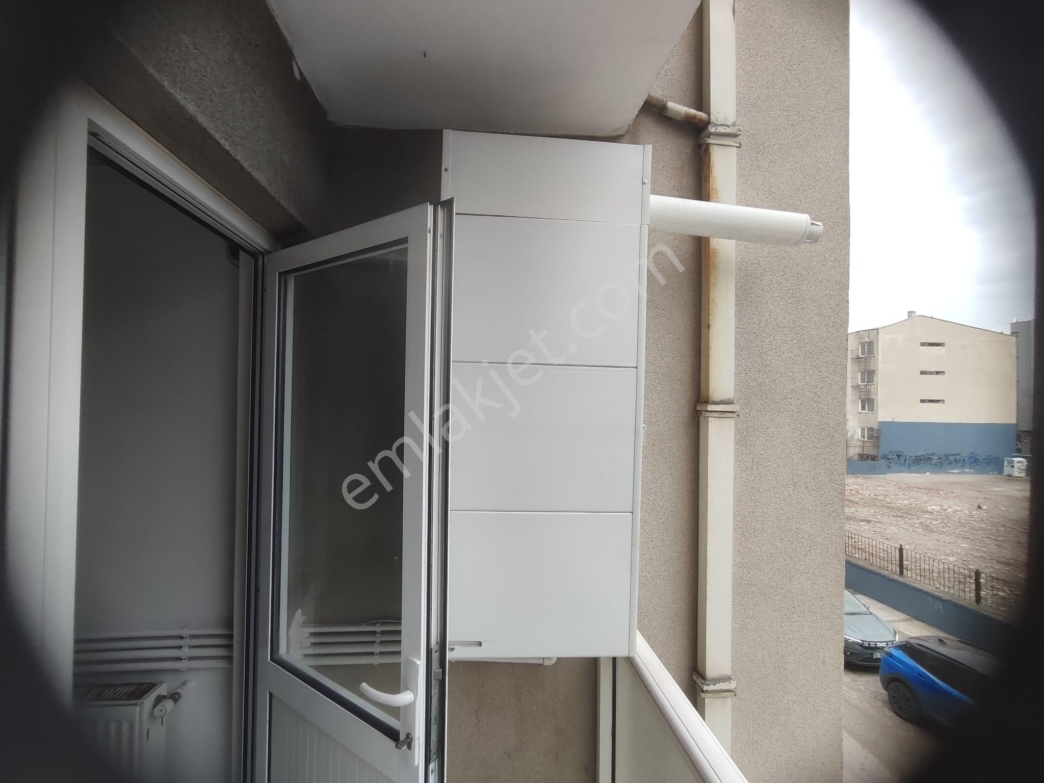 Gazcılar Sakarya Mahallesinde 125m2 Geniş 3+1 Teraslı Daire - Görsel 16