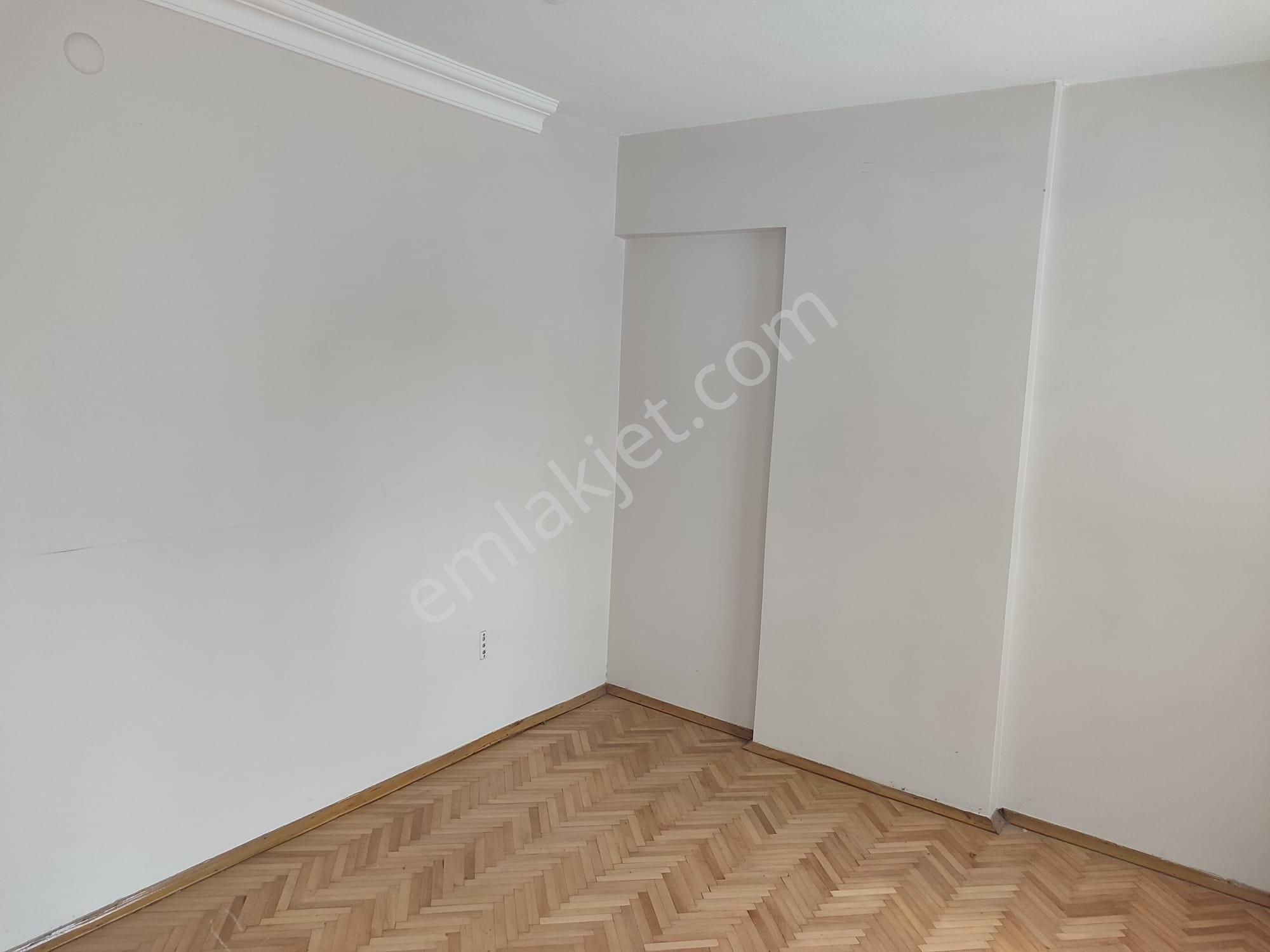Gazcılar Sakarya Mahallesinde 125m2 Geniş 3+1 Teraslı Daire - Görsel 9