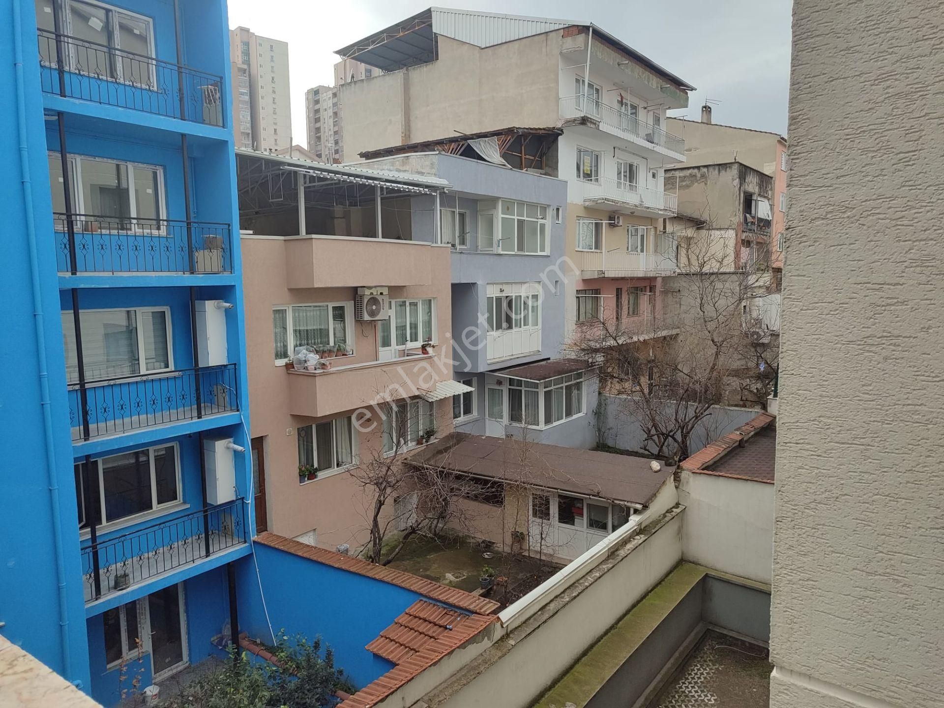 Gazcılar Sakarya Mahallesinde 125m2 Geniş 3+1 Teraslı Daire - Görsel 32