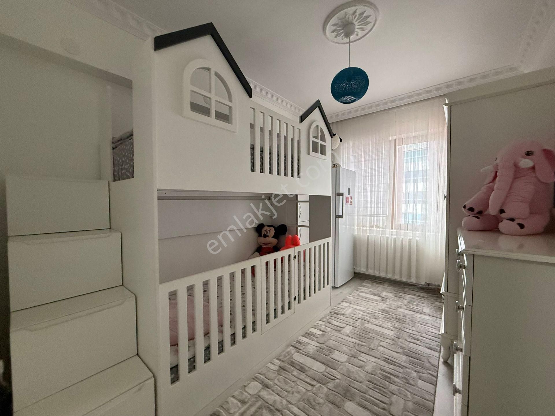 Otoban Manzaralı Komple Yapılı Teras Balkonlu 3+1 160 M2 Daireee - Görsel 29