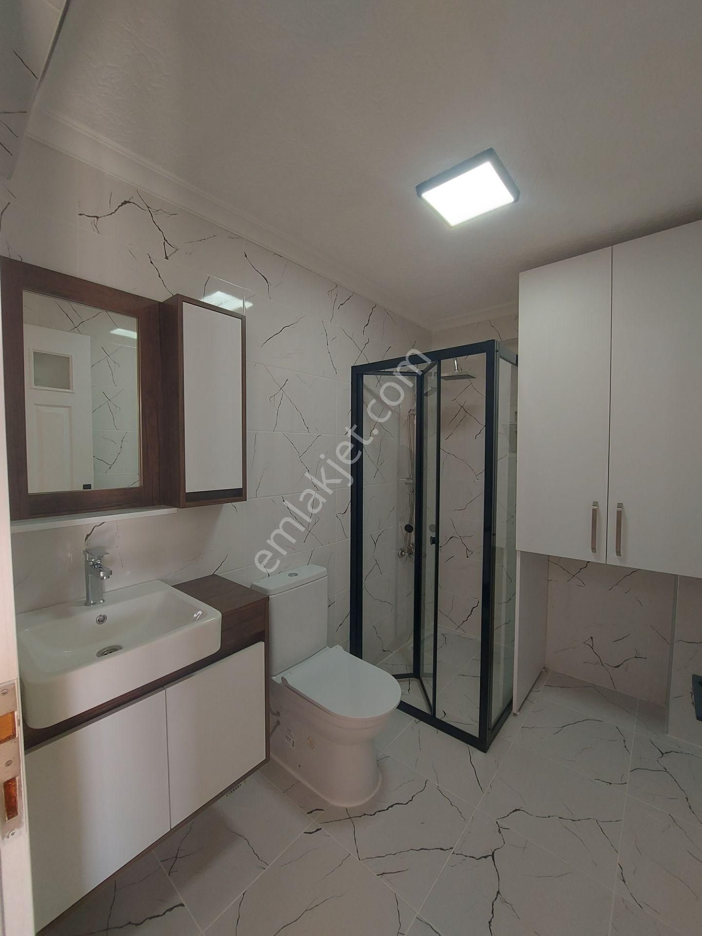 Didim Merkezde Geniş Balkonlu Ara Kat Ön Cephe 2+1 - Görsel 9