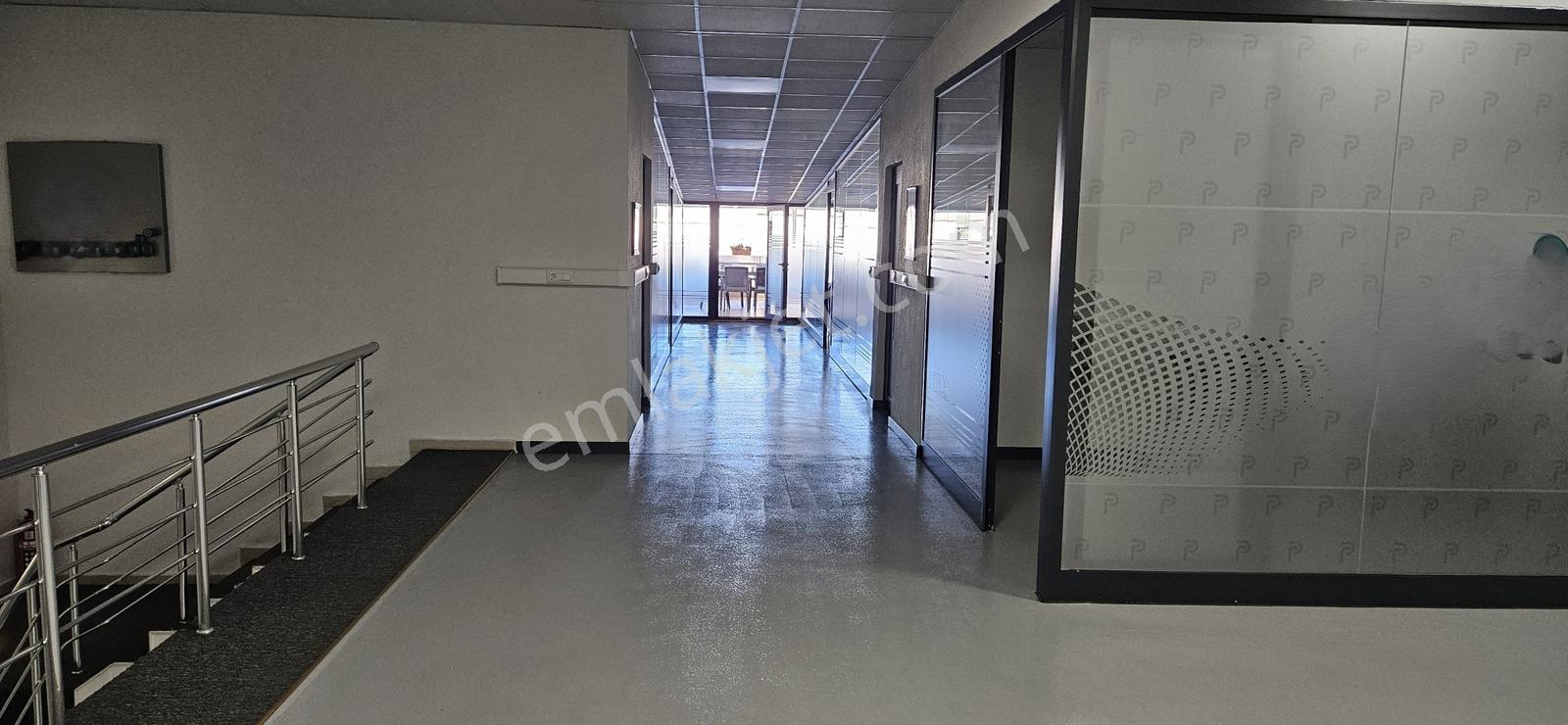 İzmit Çarşı Yapı Avm'de Satılık Büyük İşyeri - Görsel 9