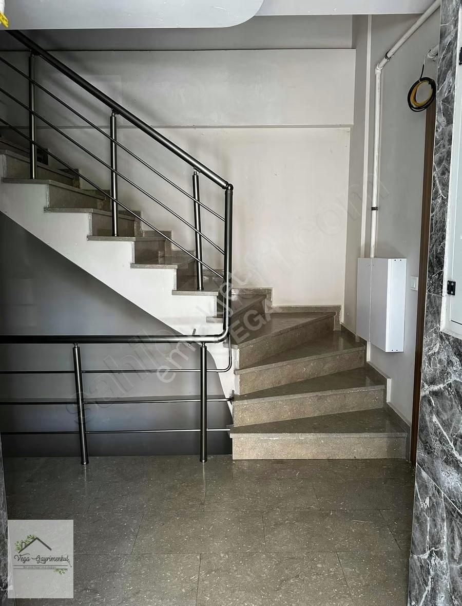 Beylikdüzü Dereağzı Mahallesi Giriş Kat 2+1 Daire Satılık - Görsel 8