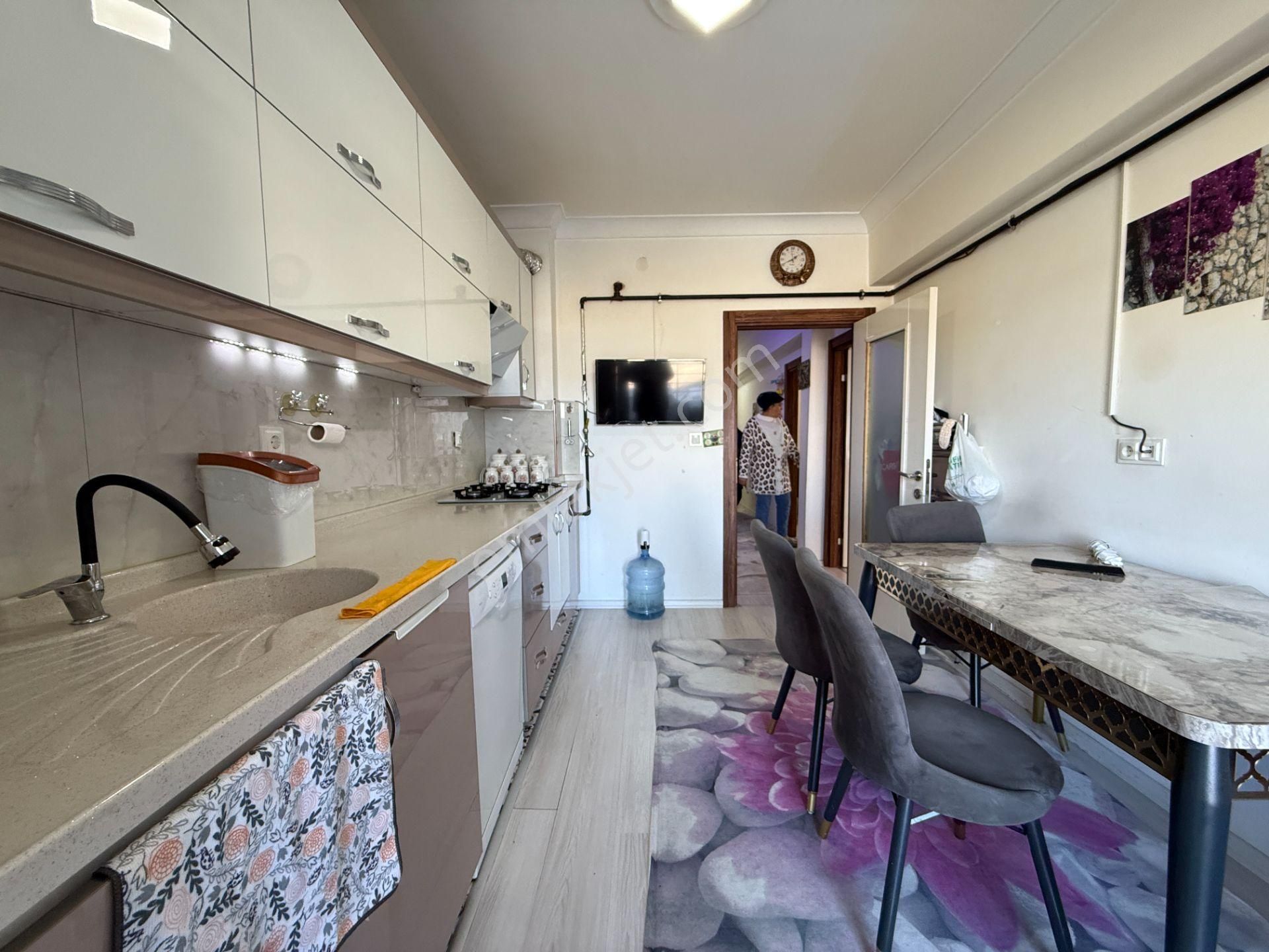 Ufuk Kılıç Emlak'tan Yeni Binada 3+1 Asansörlü 1. Kat Daire - Görsel 4