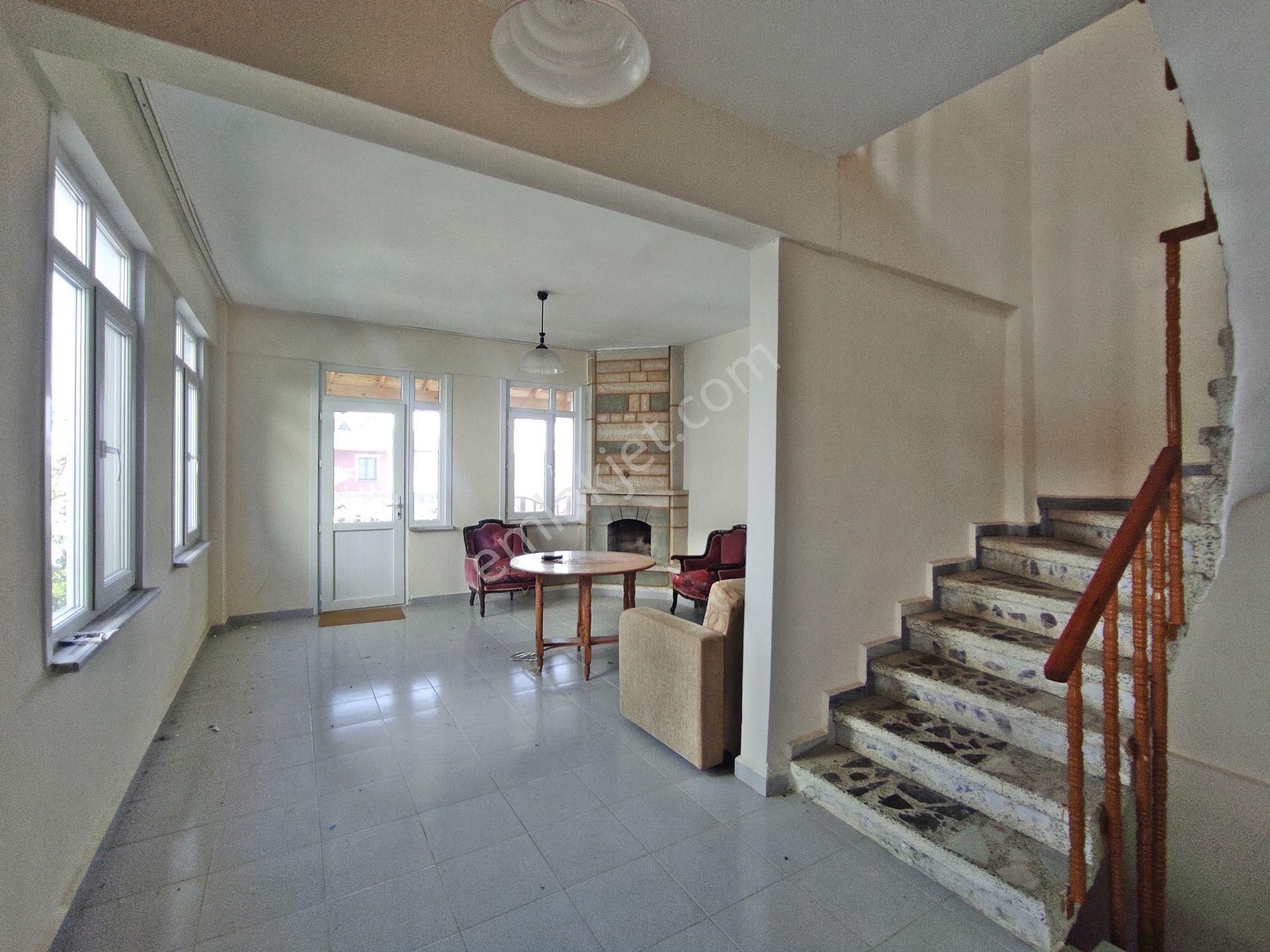 Silivri Gümüşyaka'da Deniz Manzaralı 4+2 Dublex İkiz Villa - Görsel 19