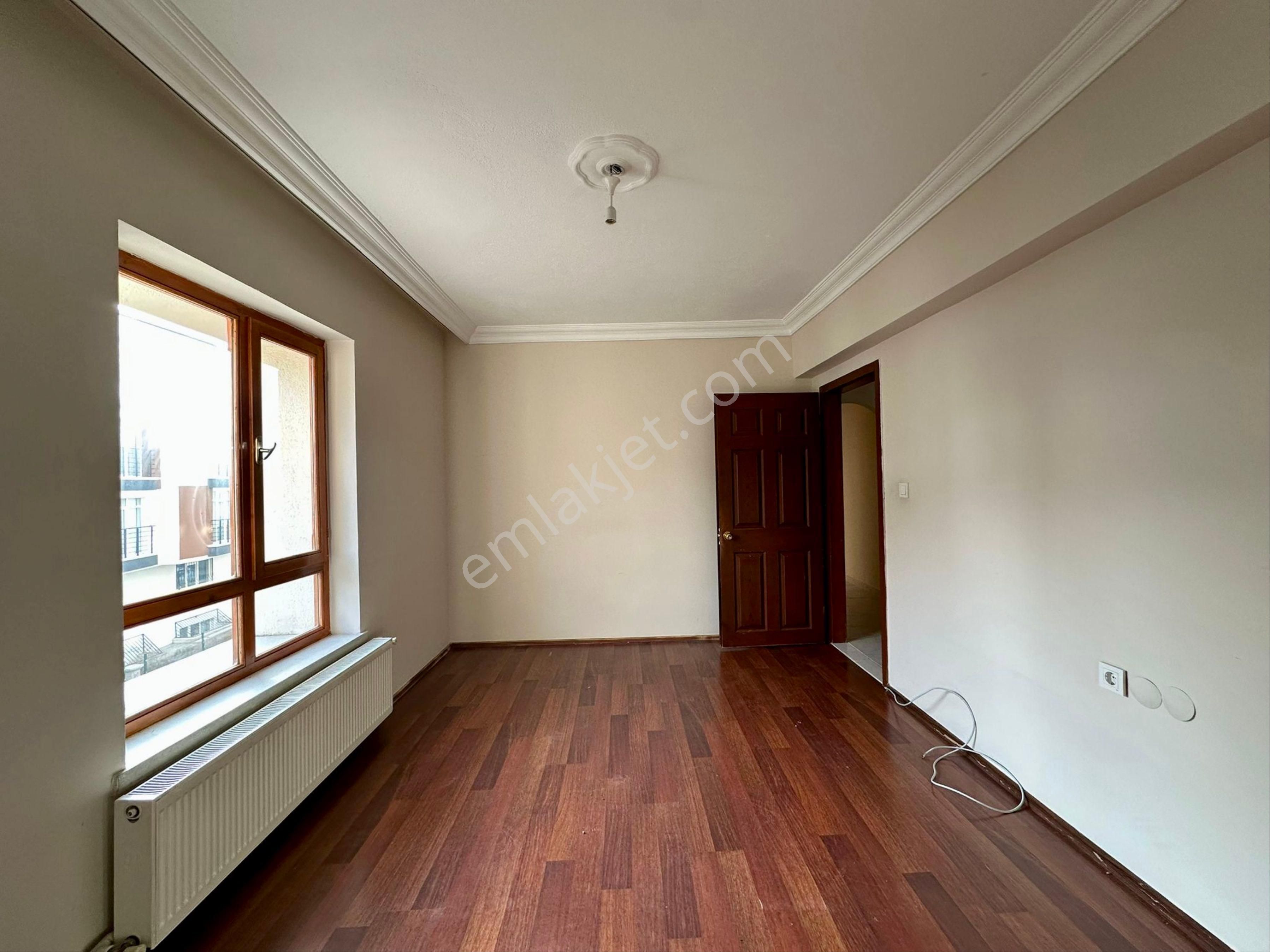 Pınarbaşı Mah Sanatoryum Cadde Yakını Geniş Ara Kat 3+1 - Görsel 32