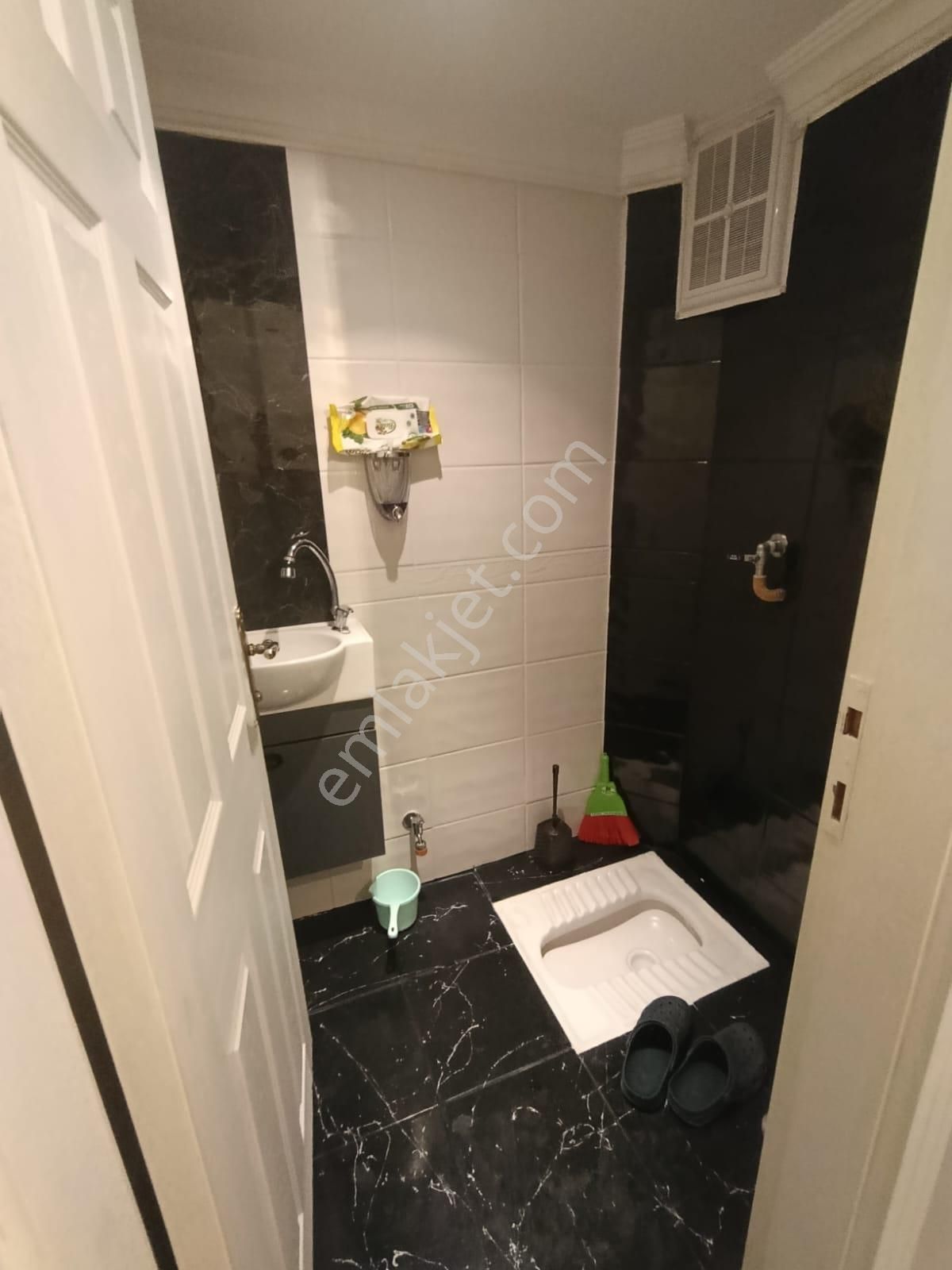 Bulvar Üzeri Asansörlü 3.ara Katta Ön Cephe Lüks 3+1 Daire - Görsel 32