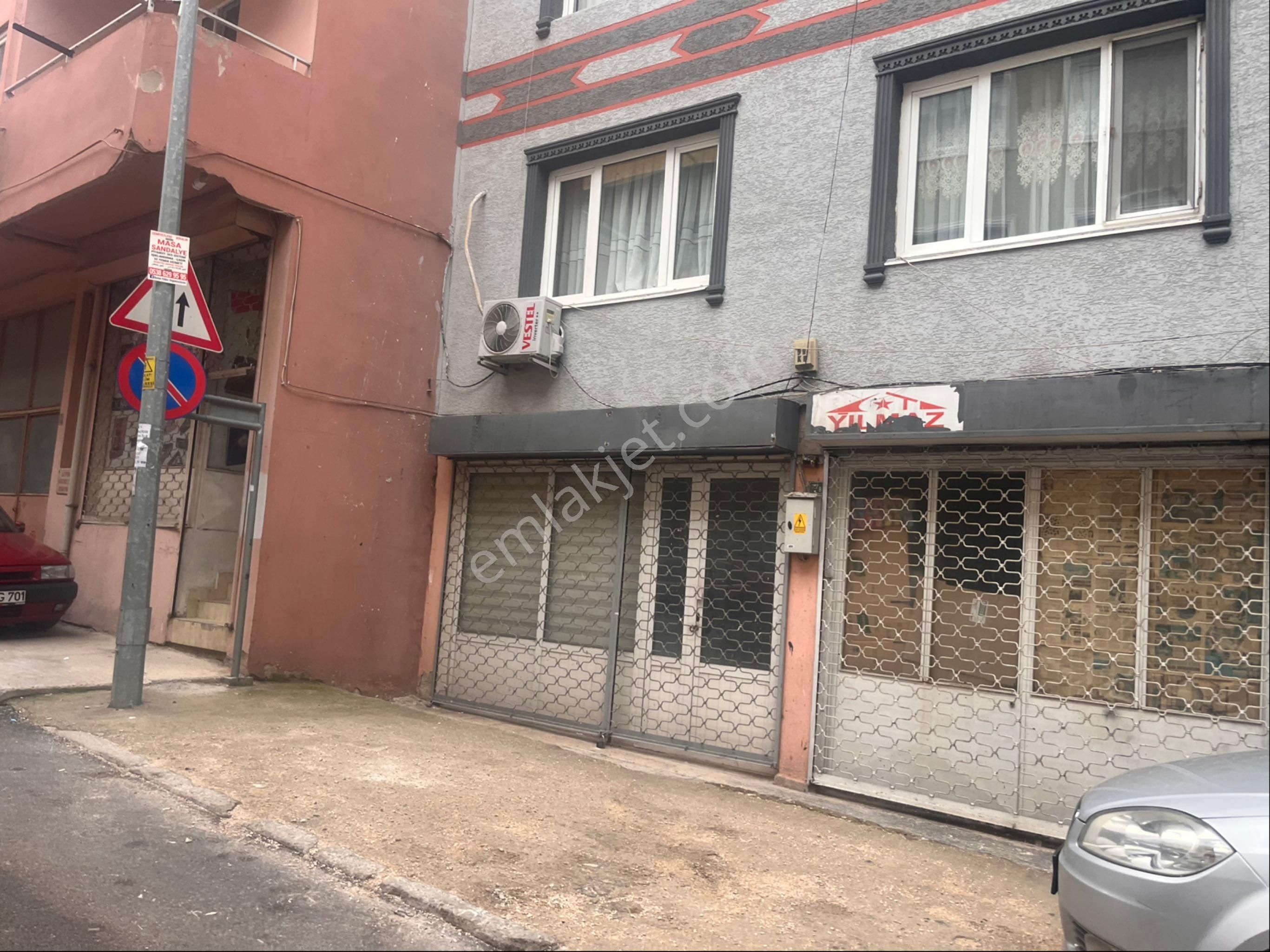 Elmasbahçeler ‘de Kiralık İş Yeri