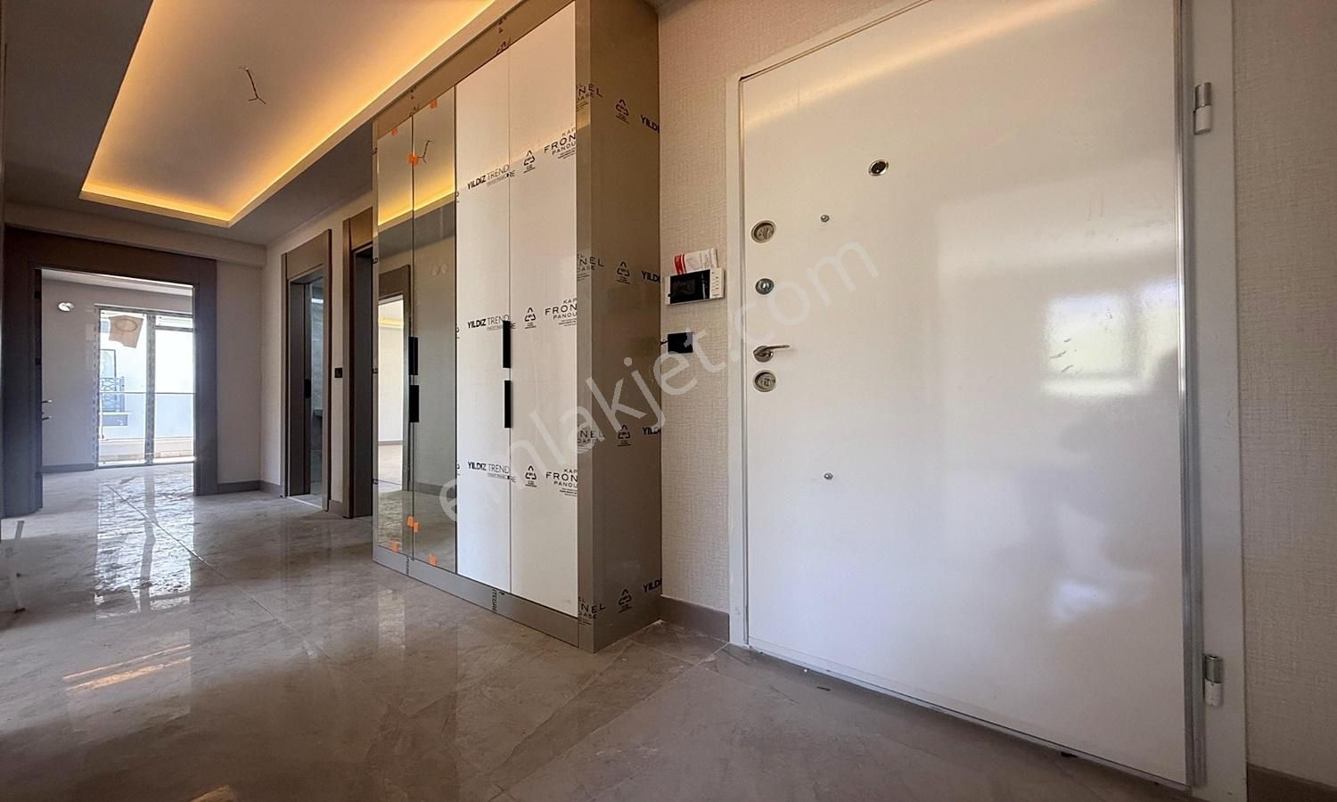 Yasa'dan Cadde Yakını Sıfır İskanlı Masrafsız Geniş 2+1 !! - Görsel 21