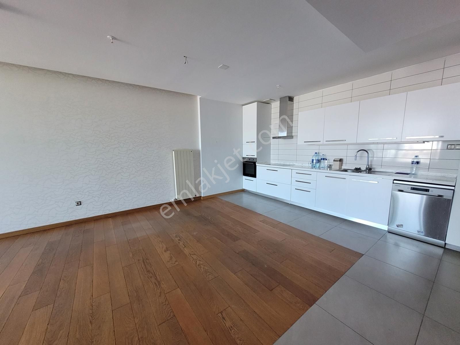 Nish İstanbul 12. Kat 1+1 Kiralık Ofis - Görsel 12