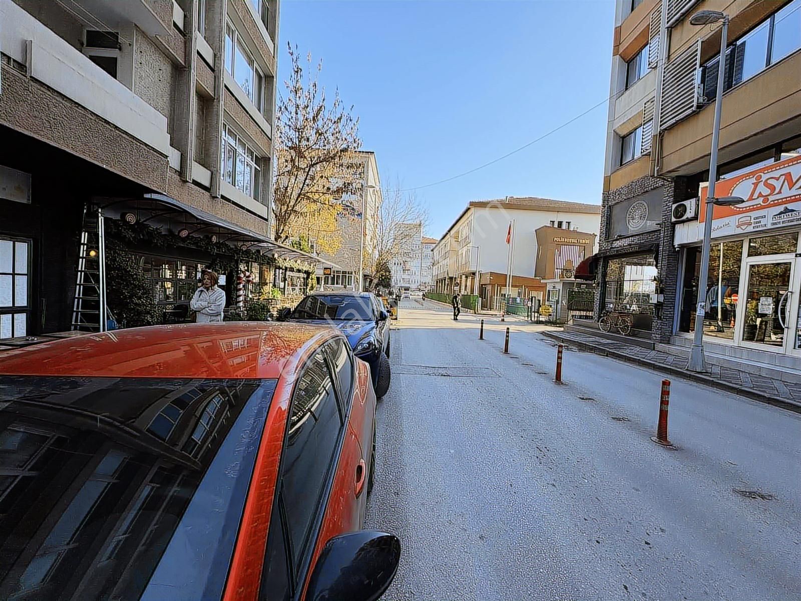 Kocaeli İzmit Kent Meydanının Yanı Başında Devren Kiralık İşyeri - Görsel 2