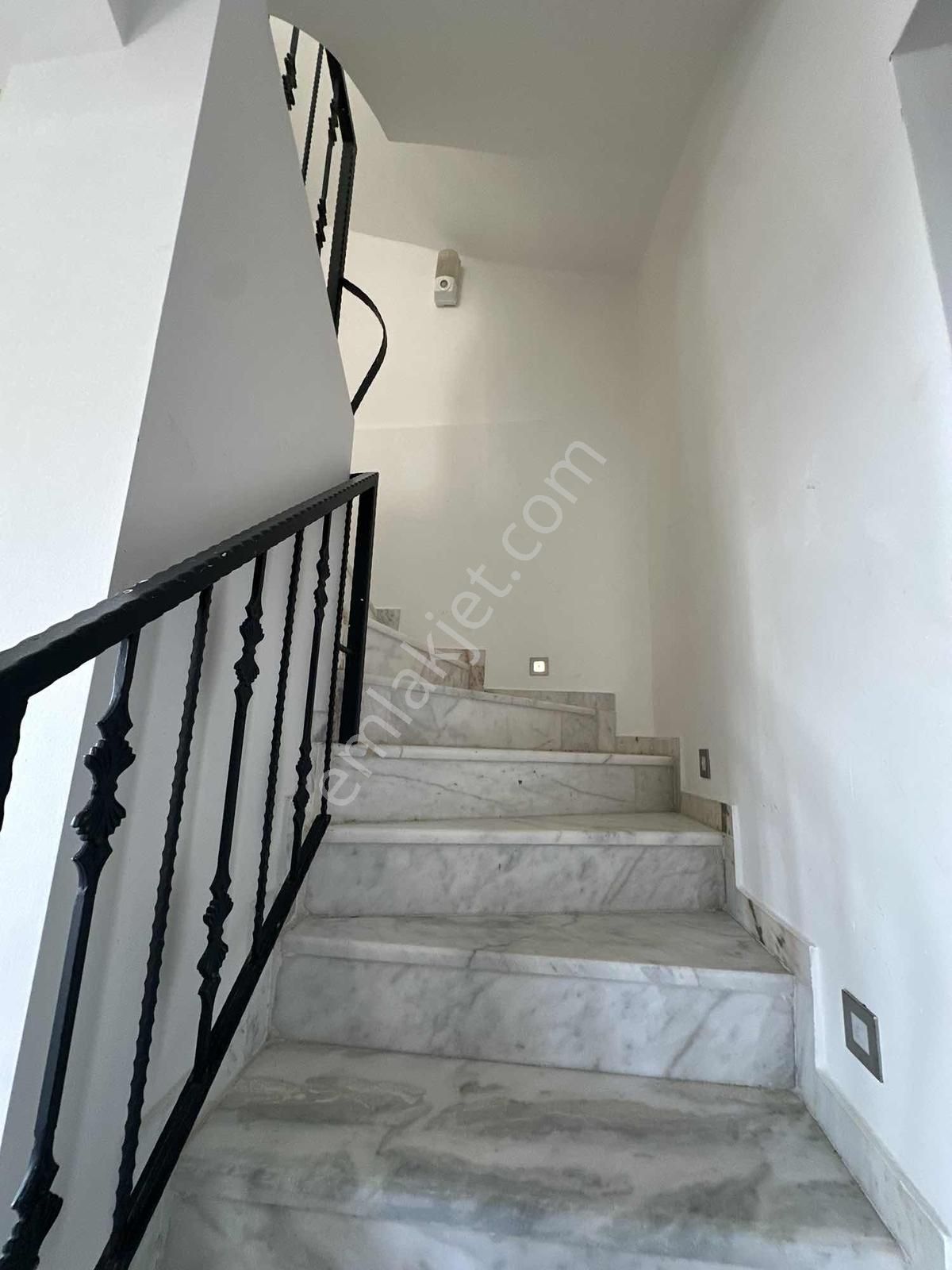 Bodrum Boğaziçi Başko Sitesi Müştemilatlı Satılık Villa - Görsel 20