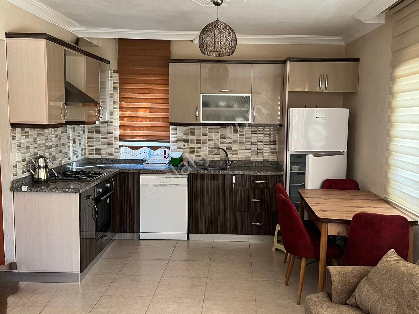 Yanışlı,da Denize Sıfır Full Eşyalı Kiralık Villa - Görsel 10