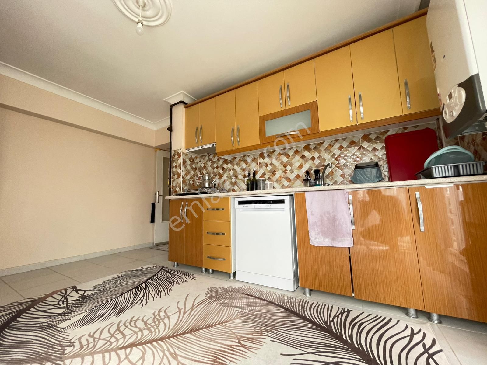 Sincan Yenikentte Satılık Katta 3+1 Daire Geniş Fırsat - Görsel 5