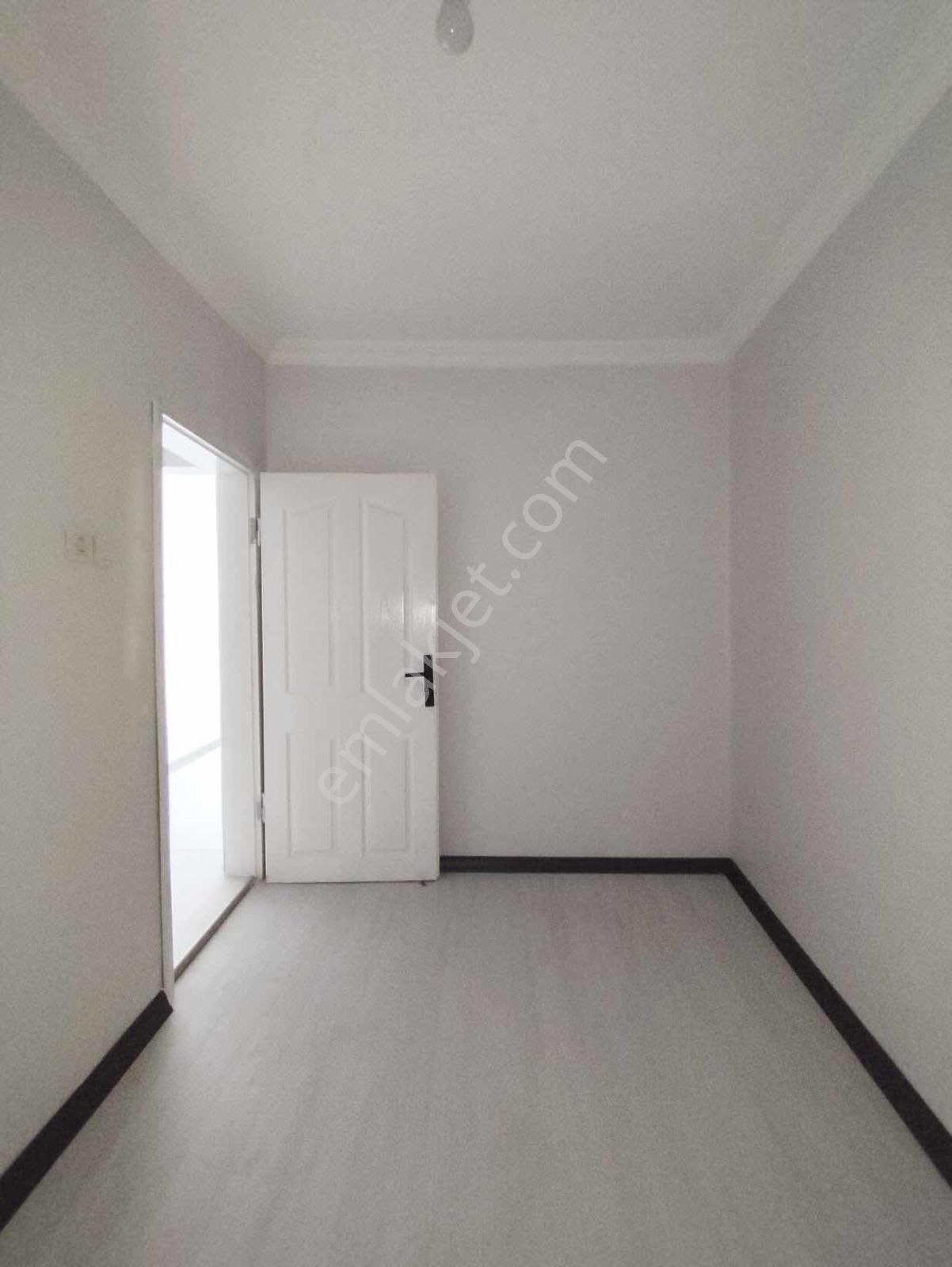 Yoldaş İnş Satılık 2+1 85 M2 Yüksek Giriş Arsa Tapulu Daire - Görsel 15