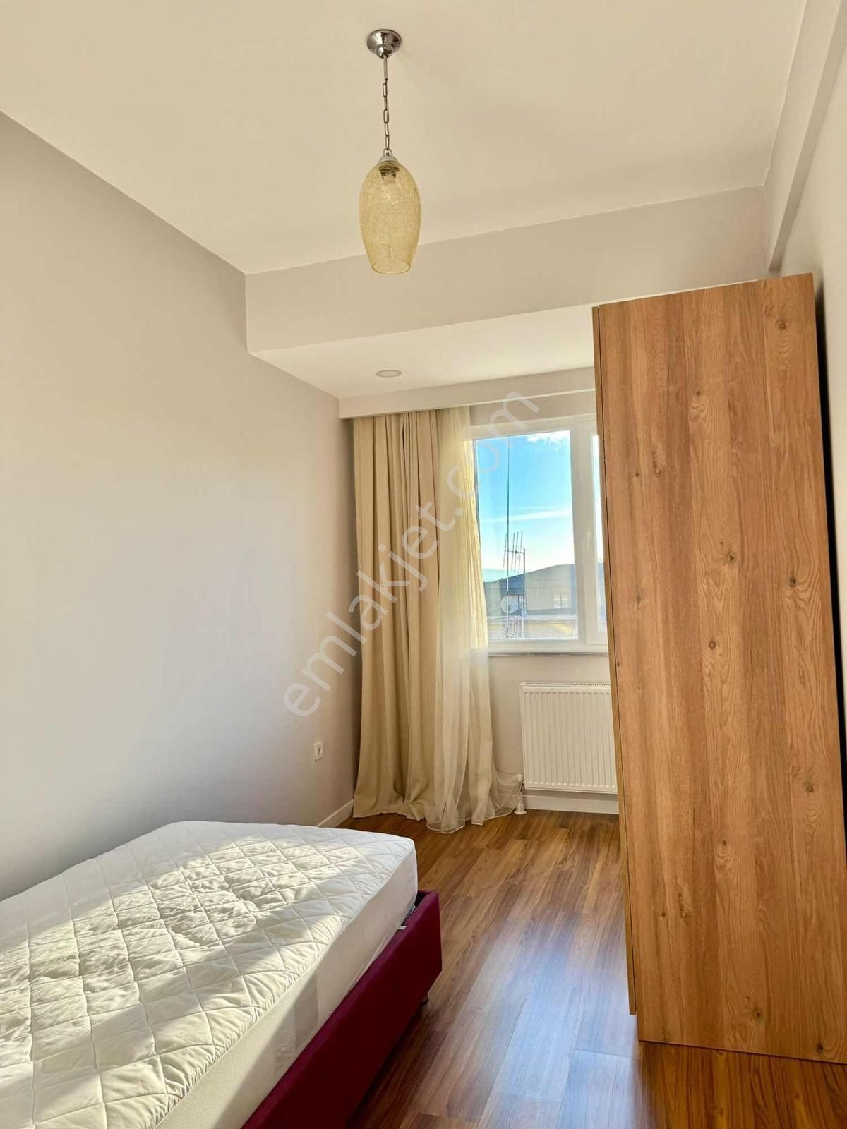 Maltepe Zümrütevler De Metro Ya Komşu Otoparklı Eşyalı 3+1 - Görsel 9