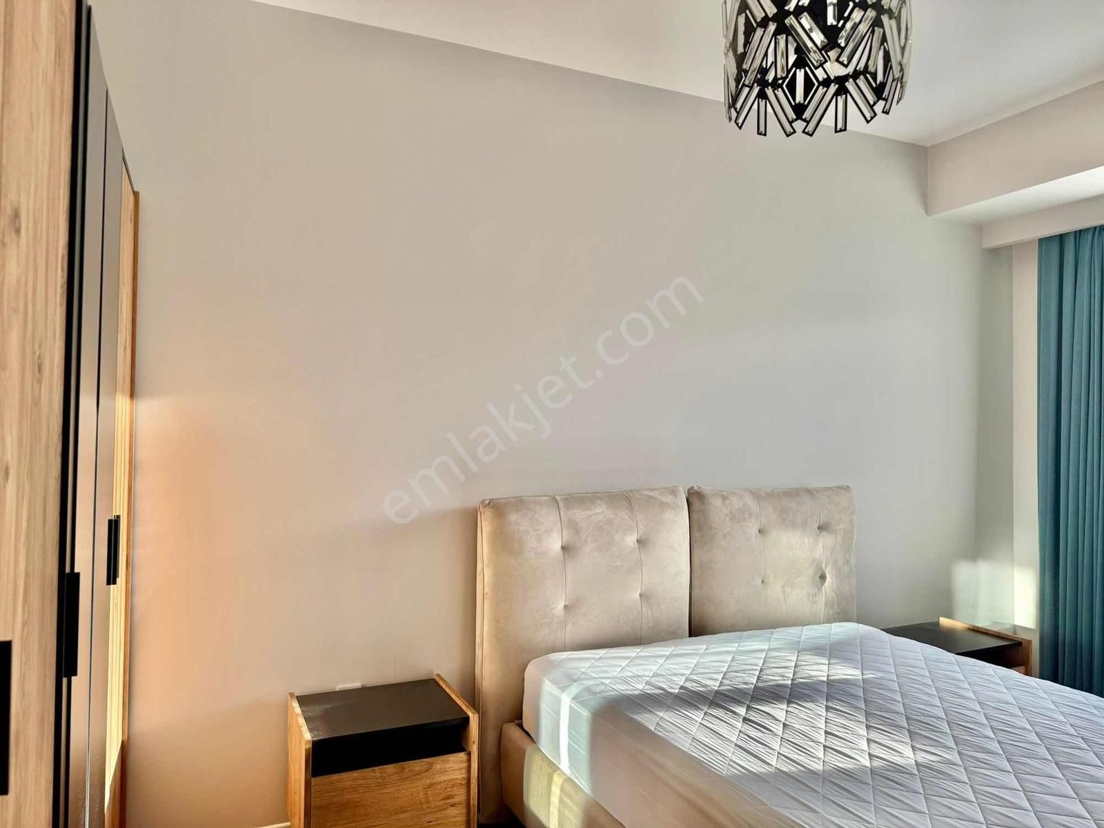 Maltepe Zümrütevler De Metro Ya Komşu Otoparklı Eşyalı 3+1 - Görsel 17