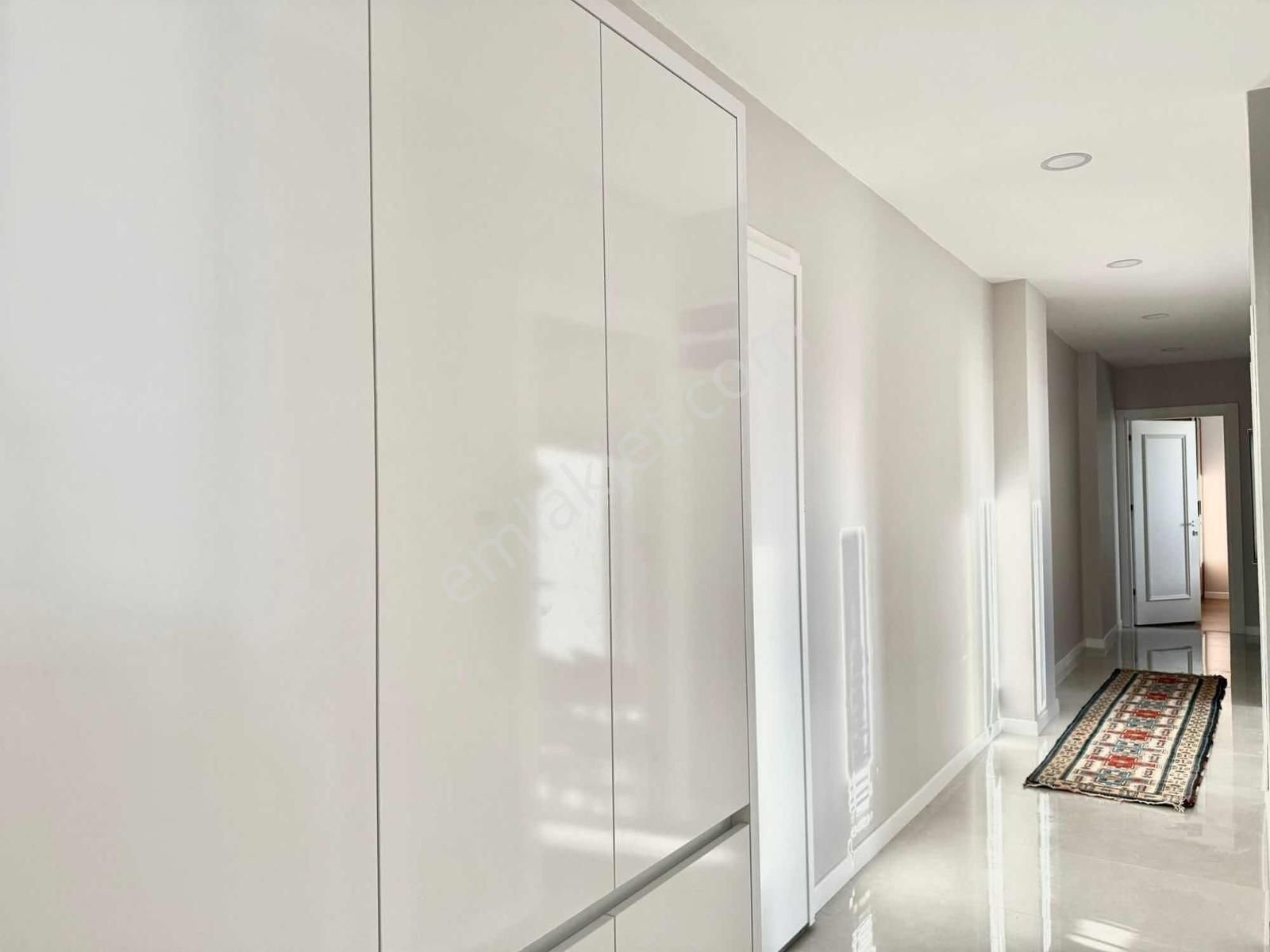 Maltepe Zümrütevler De Metro Ya Komşu Otoparklı Eşyalı 3+1 - Görsel 2