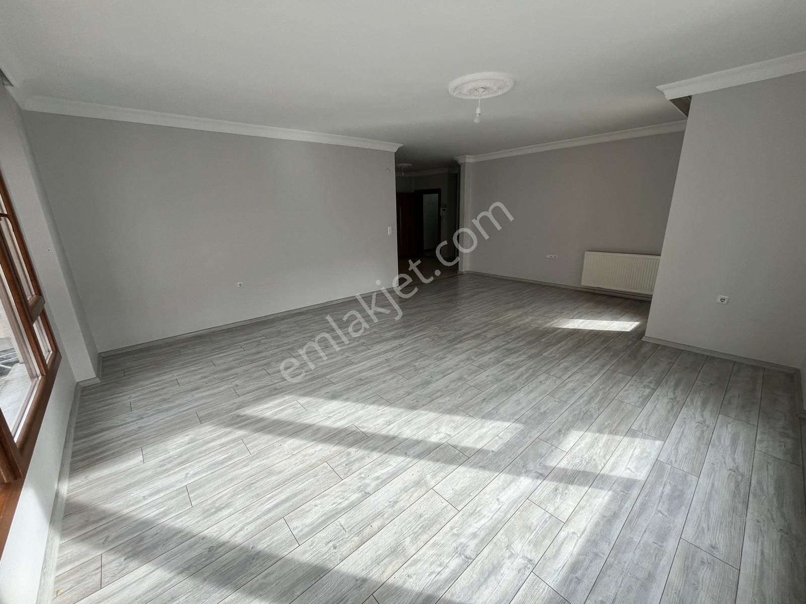 Trabzon Yomra Kaşüstünde Kiralık 3+1 Daire - Görsel 8