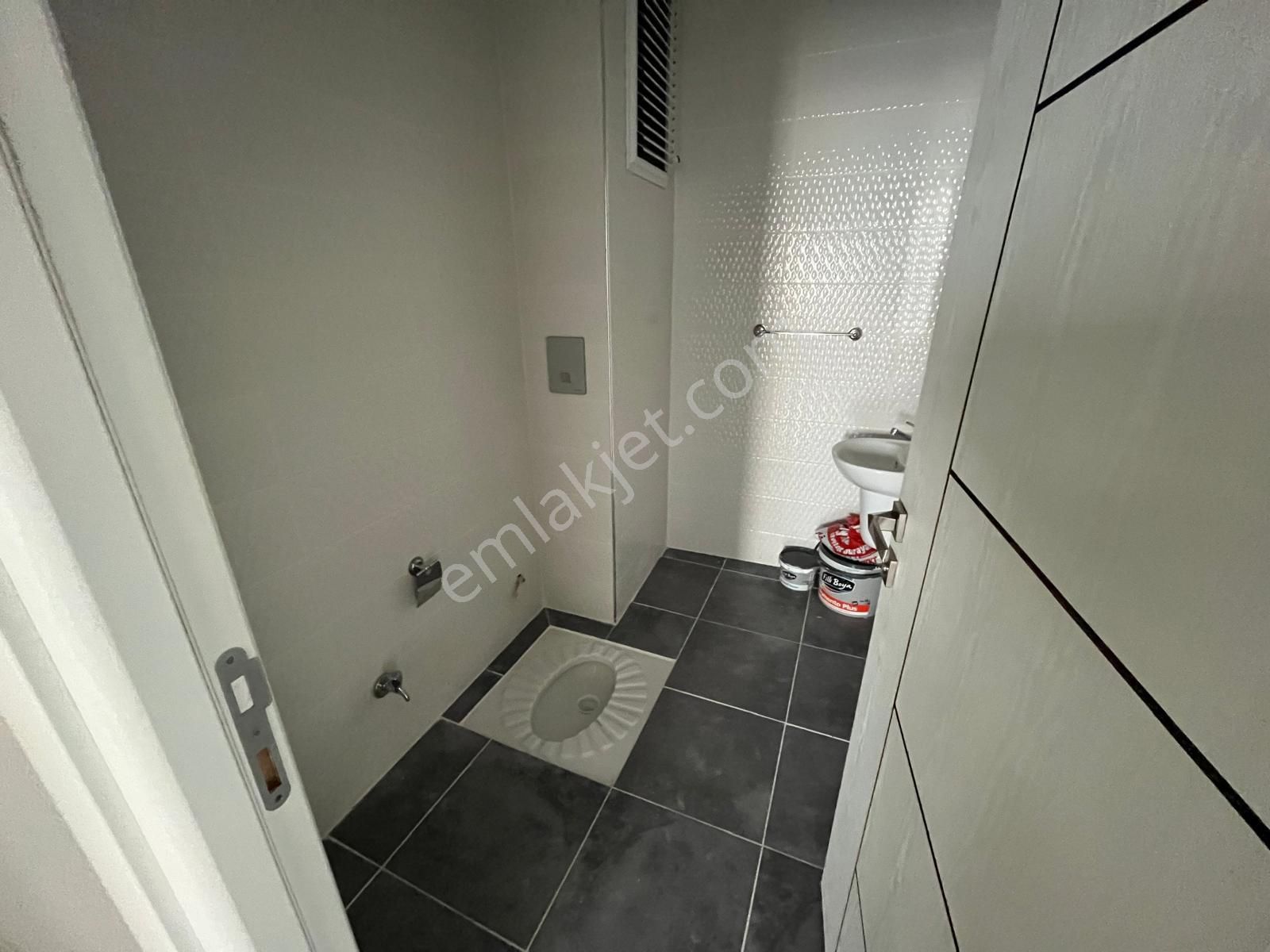 Trabzon Yomra Kaşüstünde Kiralık 3+1 Daire - Görsel 15