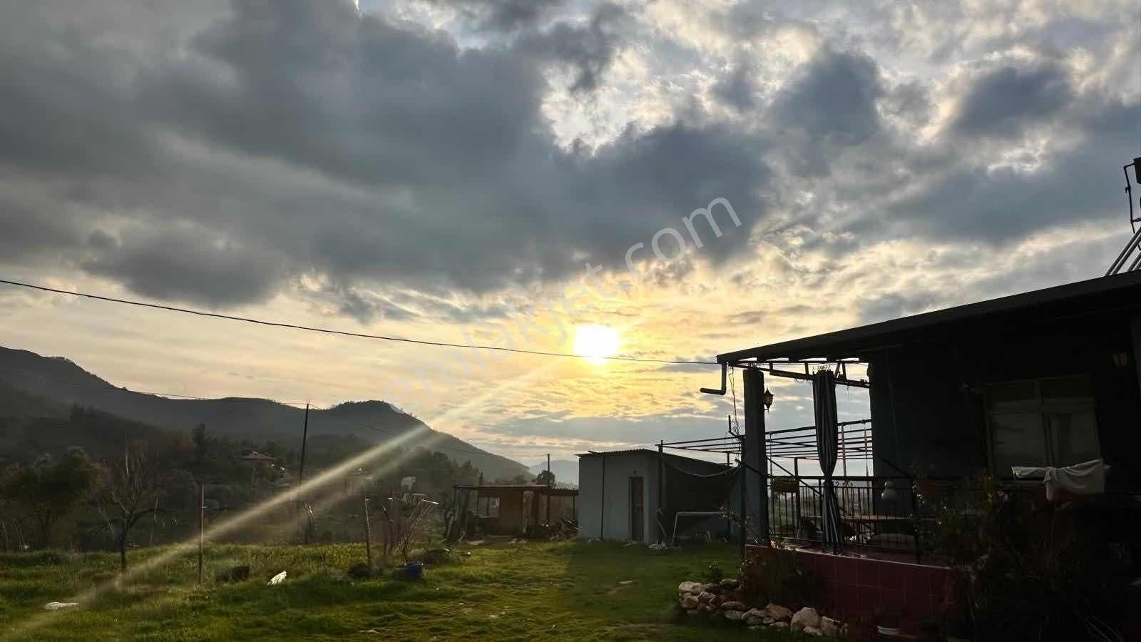 Caddeye Yakın, 3 Tarafı Yola Cepheli | Seferihisarda Kupon Arazi - Görsel 26