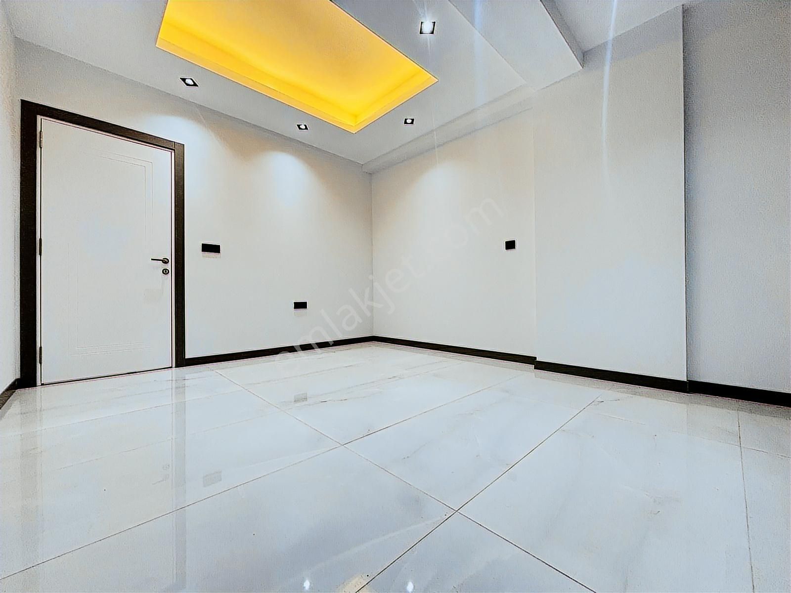 Demirler'den 1200 Evler'de Önü Açık Panjurlu Arakat 3+1 Daire - Görsel 8