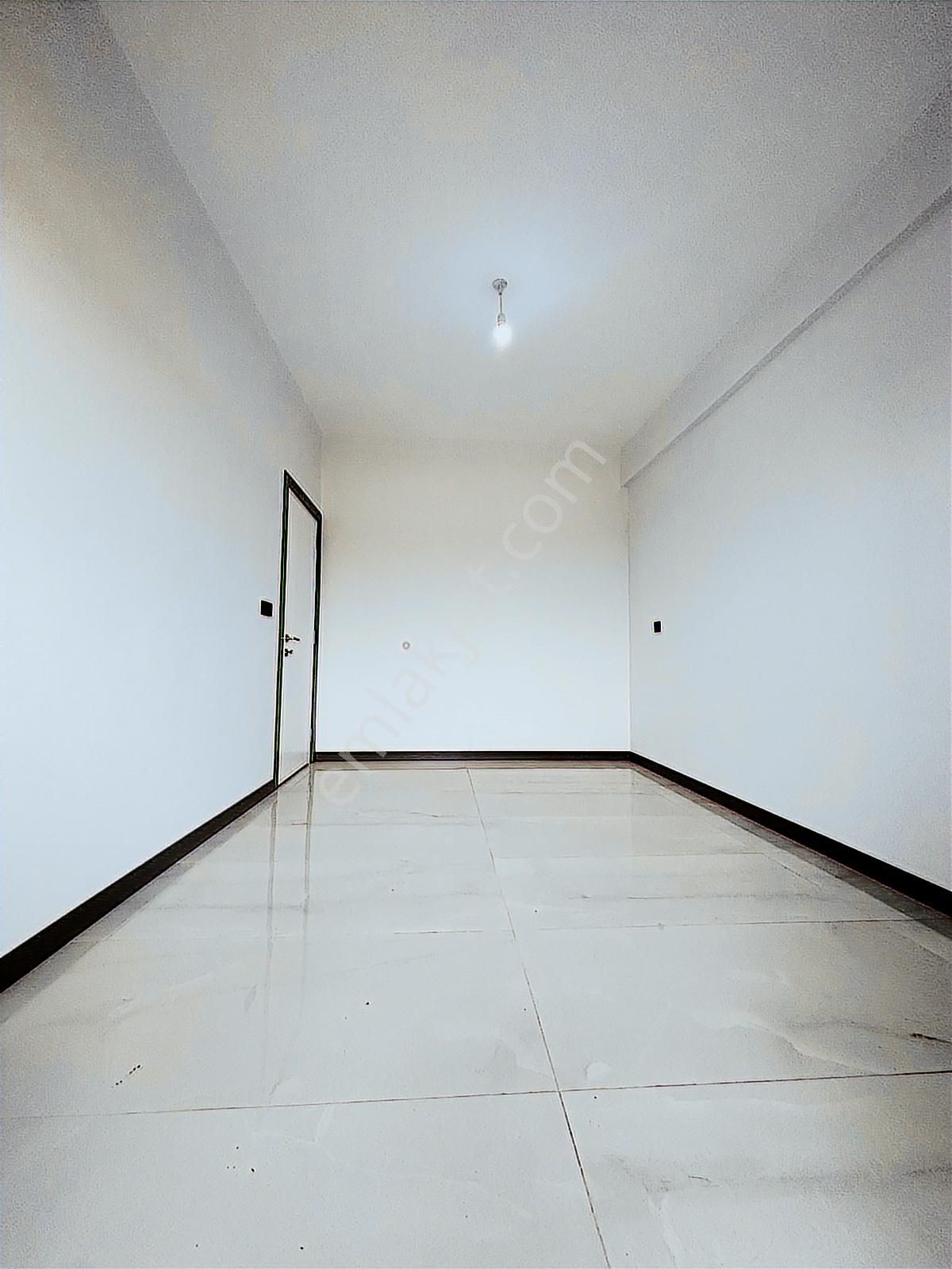 Demirler'den 1200 Evler'de Önü Açık Panjurlu Arakat 3+1 Daire - Görsel 14