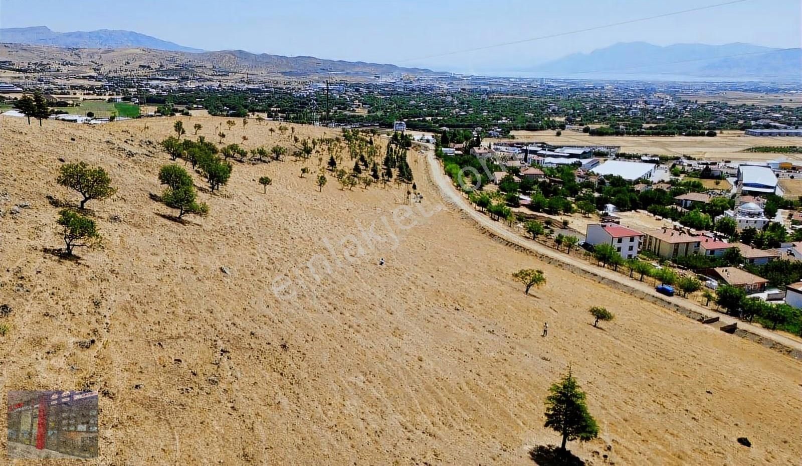 Emre Gm/den Akçakiraz'da Yoluna Sıfır Villa Arsası - Görsel 13