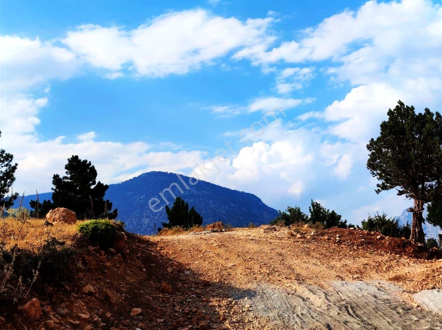 Pozantı Kar Emlak Tan Yeni Konacık Bozkırlı Mevkiinde Yaylalık 400 M2 Satılık Arsa - Görsel 3