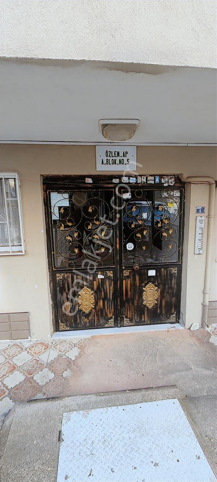 Yüzbaşılarda Askeri Kapı Ve Yeni Hastaneye Çok Yakın Boş Daire - Görsel 19