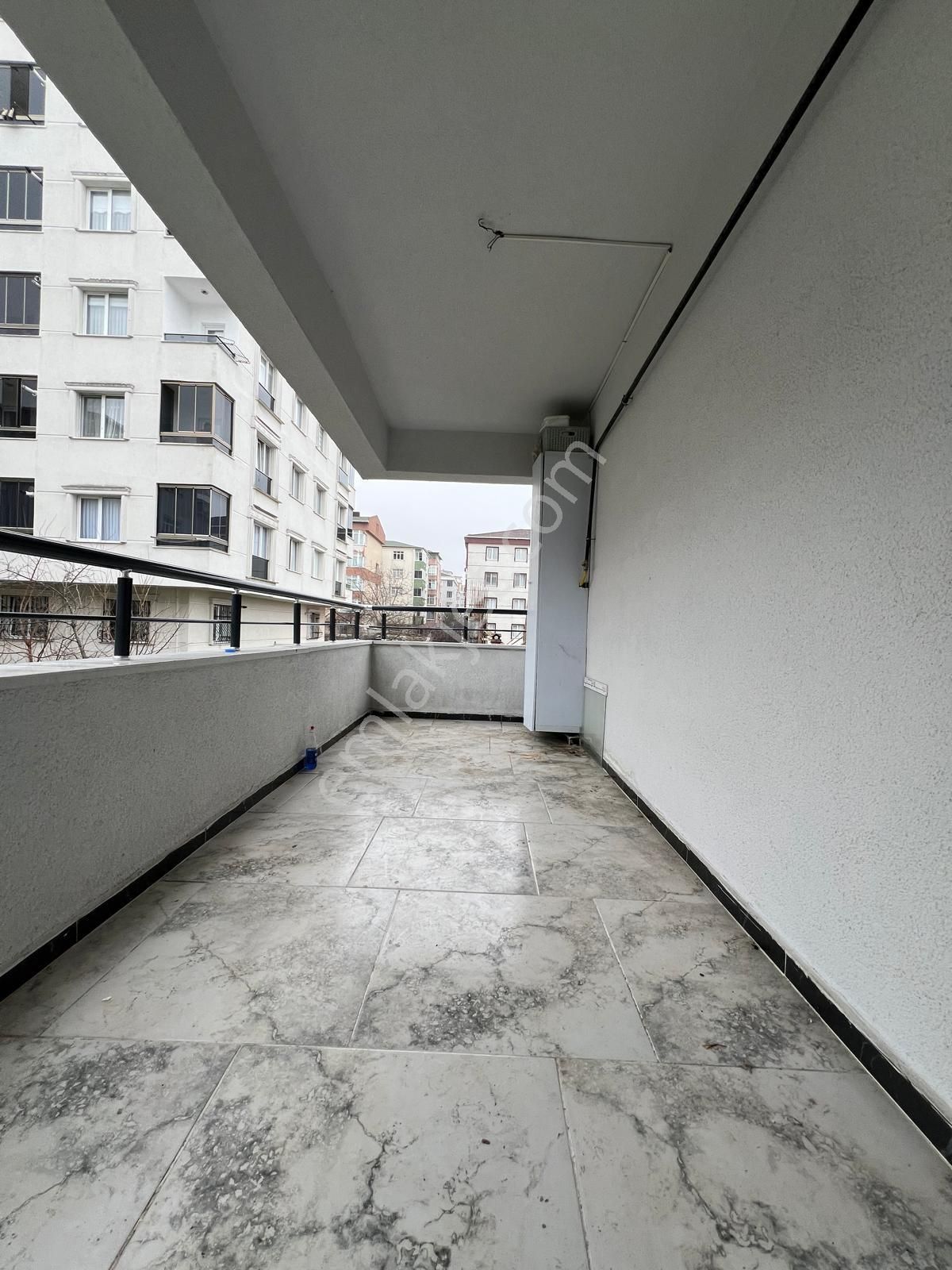 Lider'den İstasyon Mahallesi Asbaş Emliyet Yanı Sıfır 3+1kiralık - Görsel 34