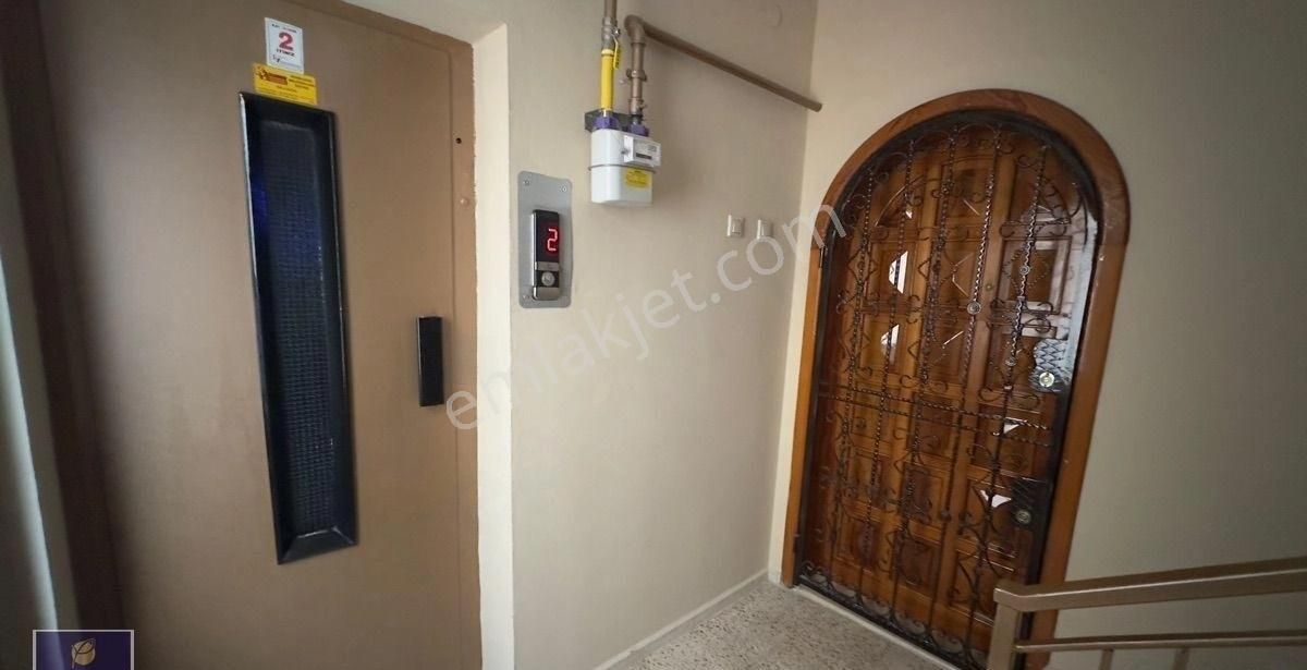 Bulvarda Kiralık Daire - Görsel 12