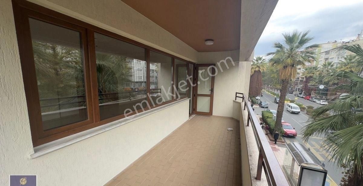 Bulvarda Kiralık Daire - Görsel 16